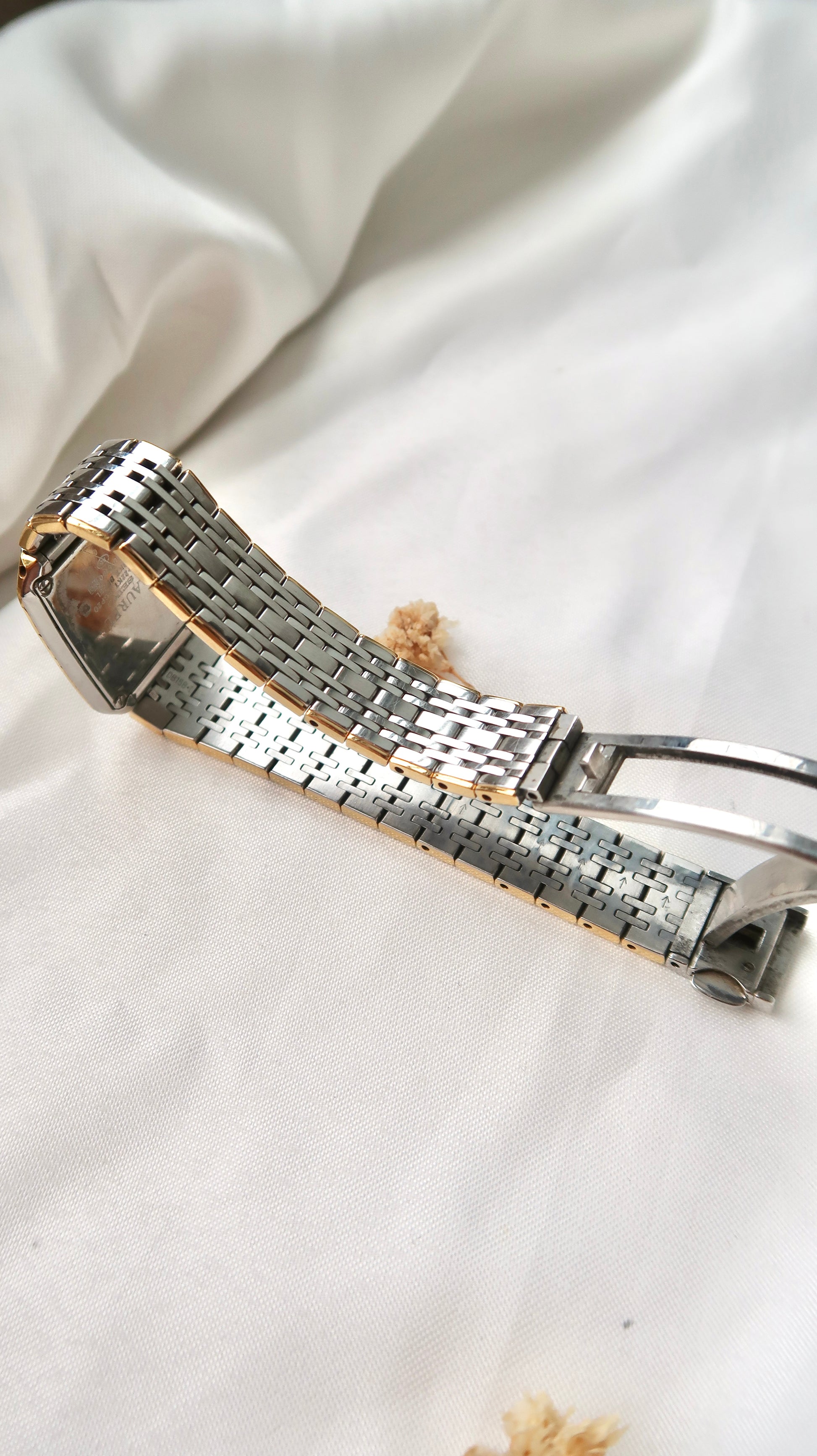 S. Laurel Rect White Roman Dial with Two Tone Chain Watch