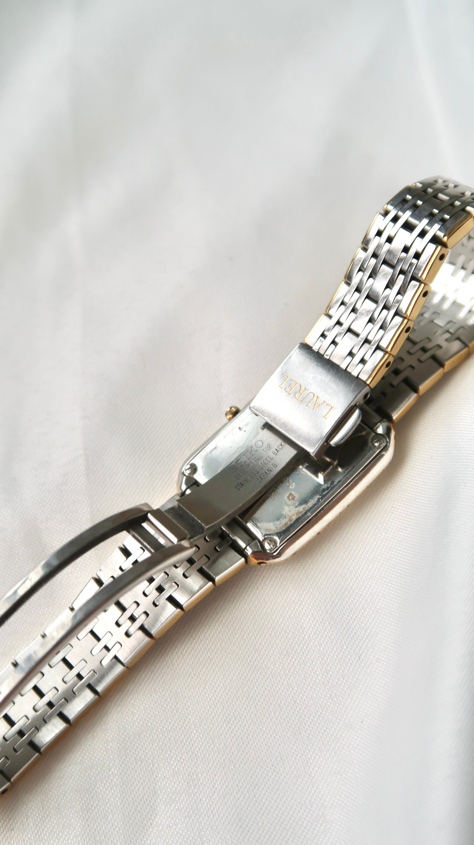 S. Laurel Rect White Roman Dial with Two Tone Chain Watch