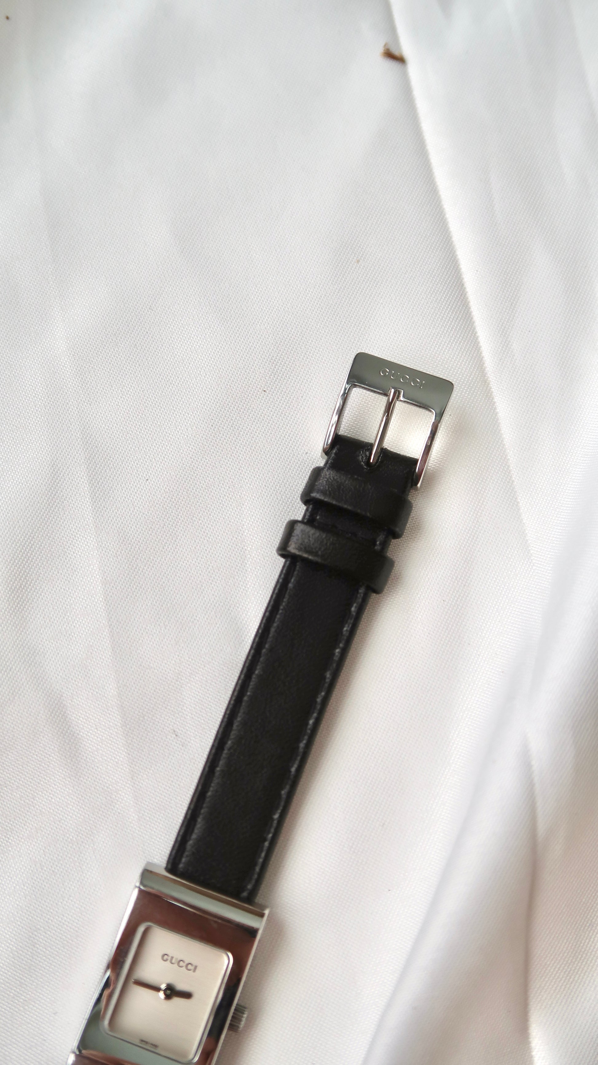 [FULLSET WITH BOX] Gc. 2300L Silver Rect Dial with Black Strap Watch