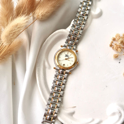 BRBY. Round Ivory Dial with Two Tone Chain Watch