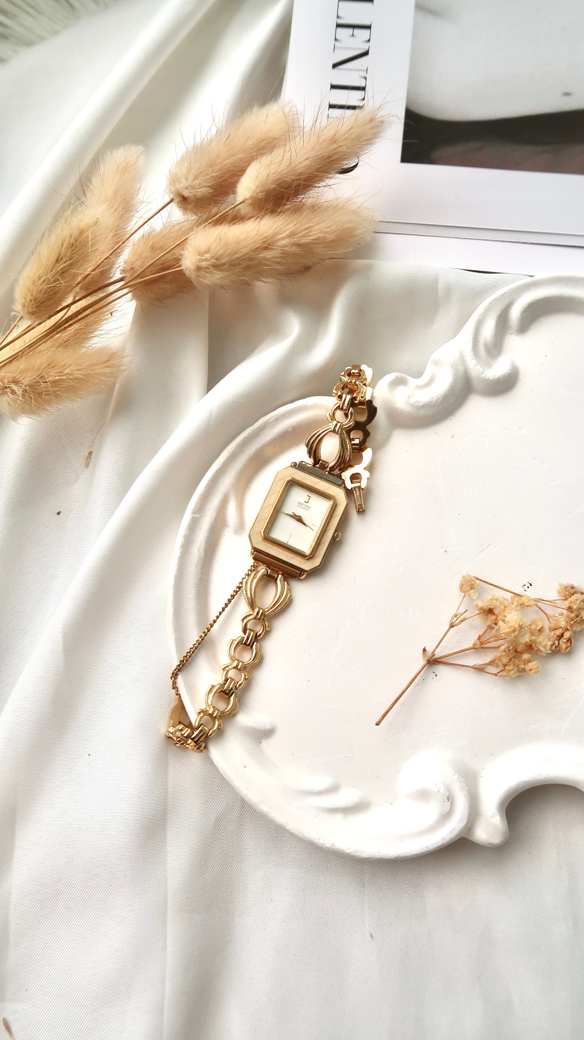 S. Rectangle White & Beige Pattern Dial with Gold Chain Vintage Watch