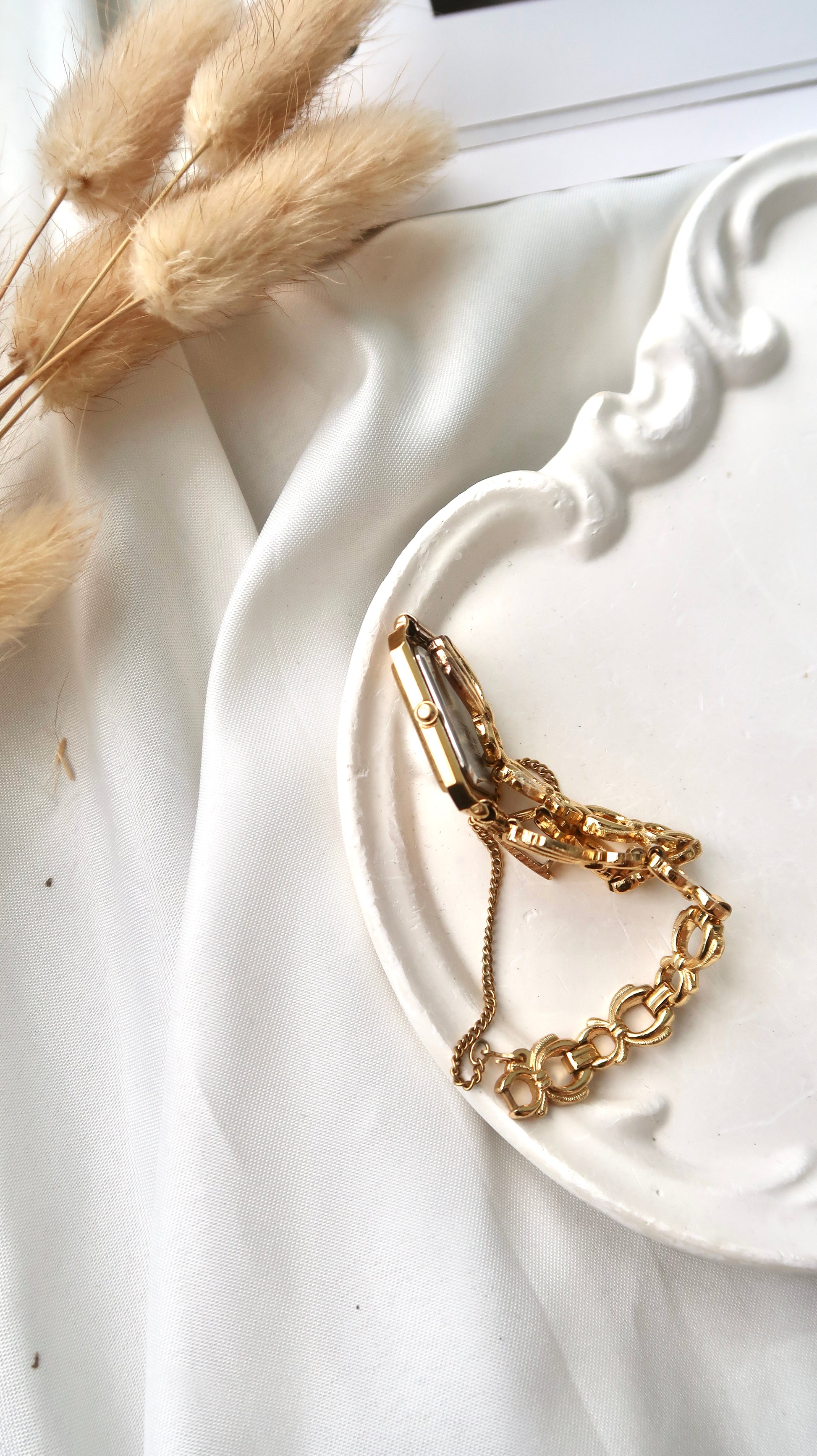 S. Rectangle White & Beige Pattern Dial with Gold Chain Vintage Watch