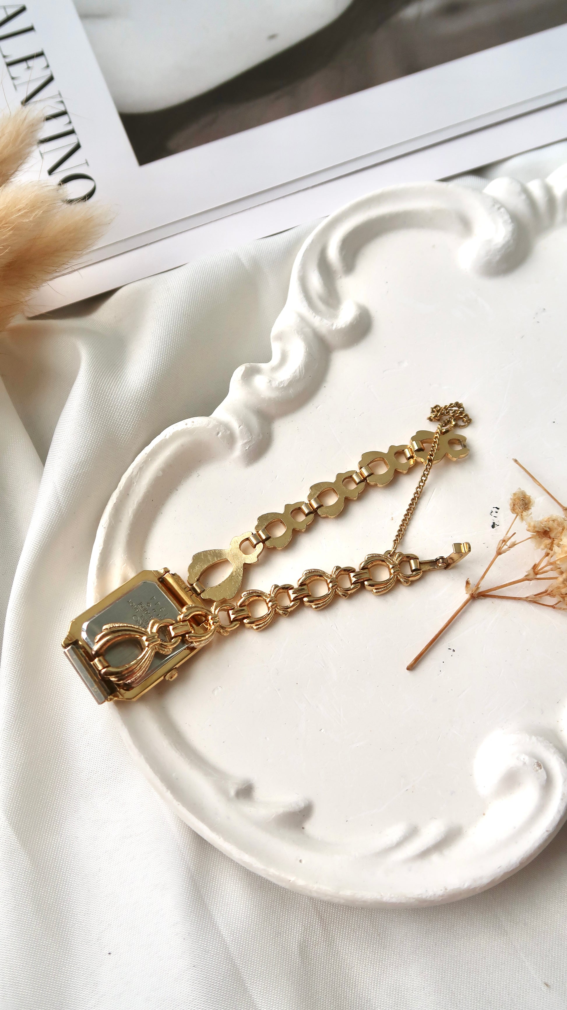 S. Rectangle White & Beige Pattern Dial with Gold Chain Vintage Watch