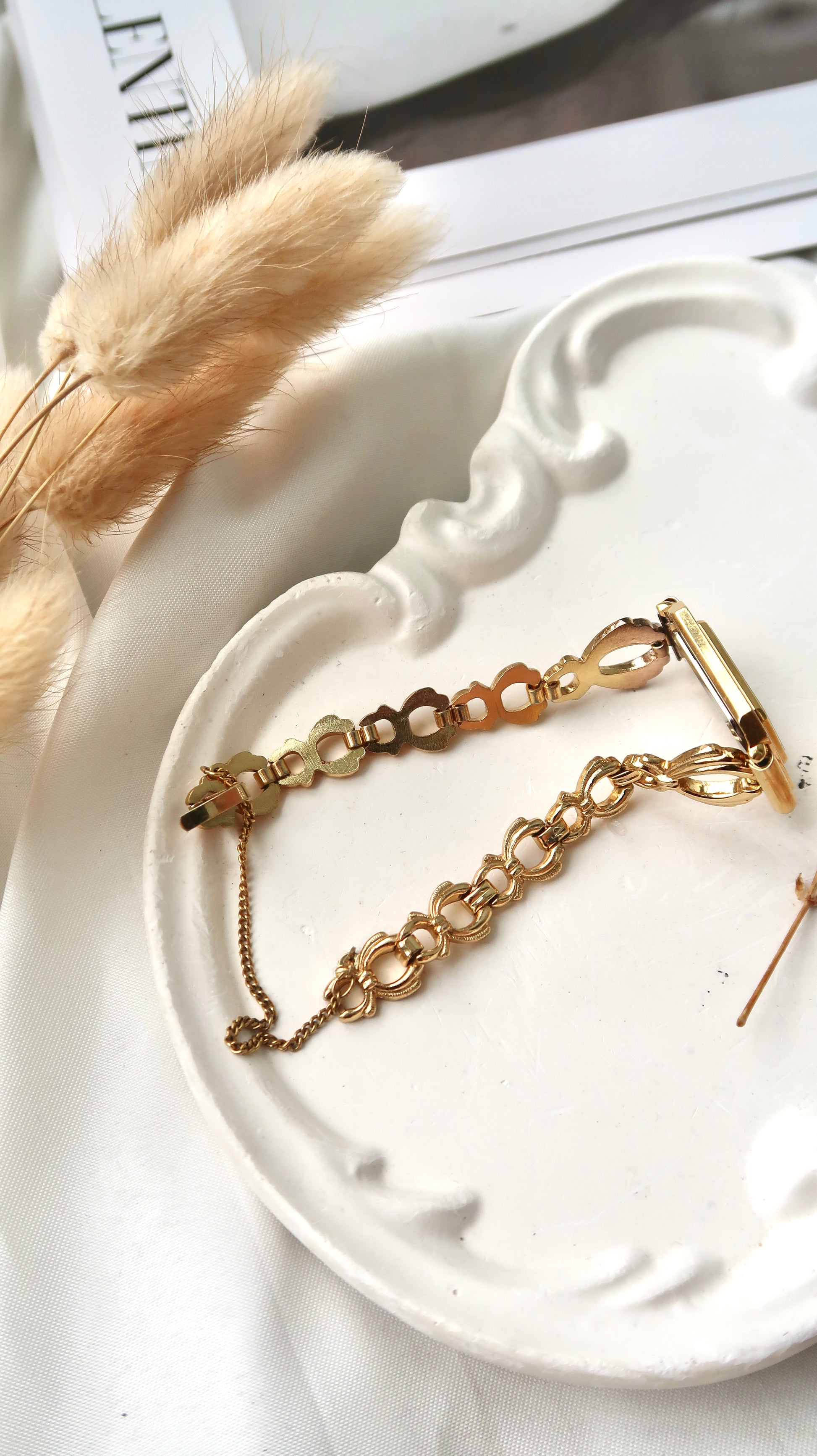 S. Rectangle White & Beige Pattern Dial with Gold Chain Vintage Watch