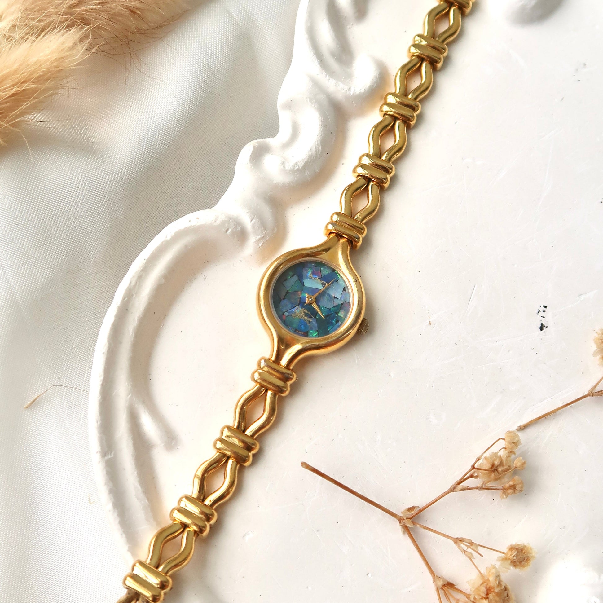 BRBY. 7000 Blue Mosaic Dial with Gold Chain Watch