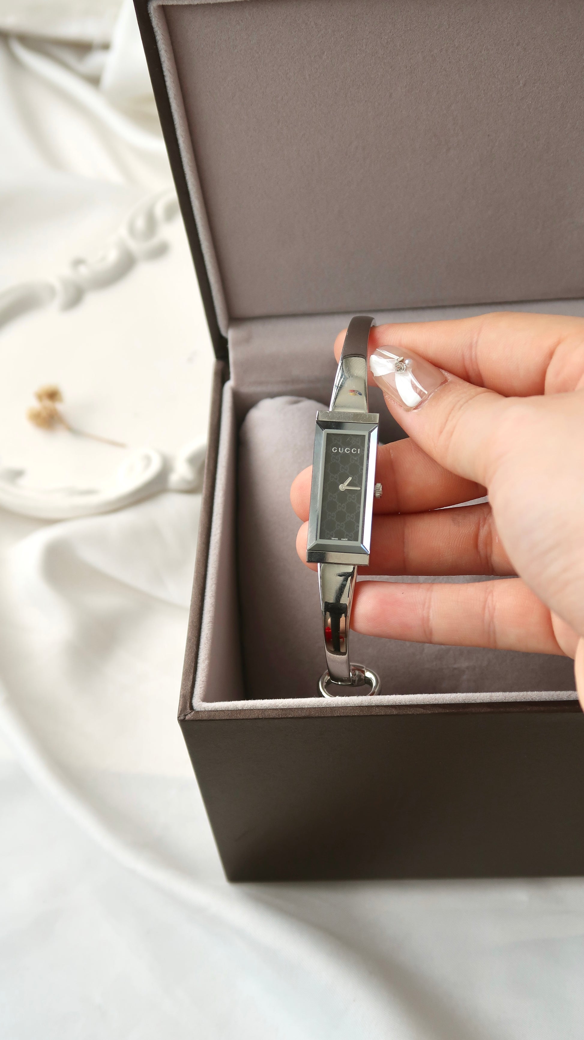 [WITH BOX] Gc. Black Patterned Rect Dial Silver Bangle Watch