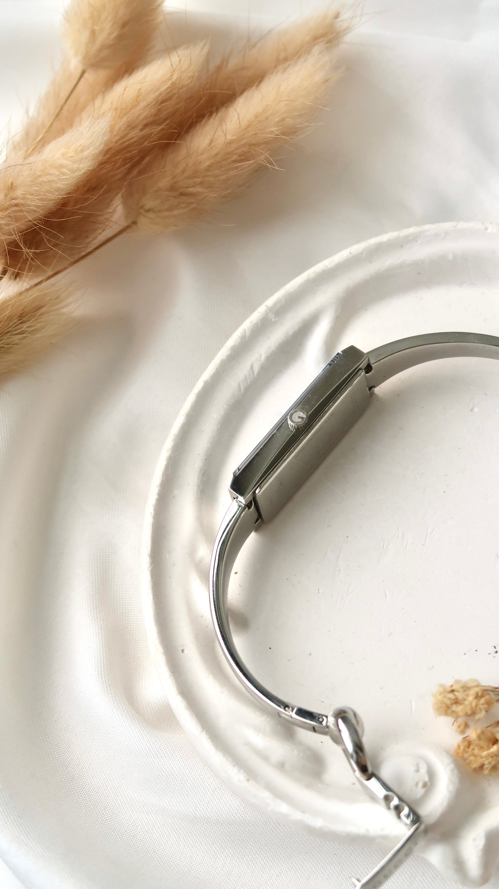 [WITH BOX] Gc. Black Patterned Rect Dial Silver Bangle Watch