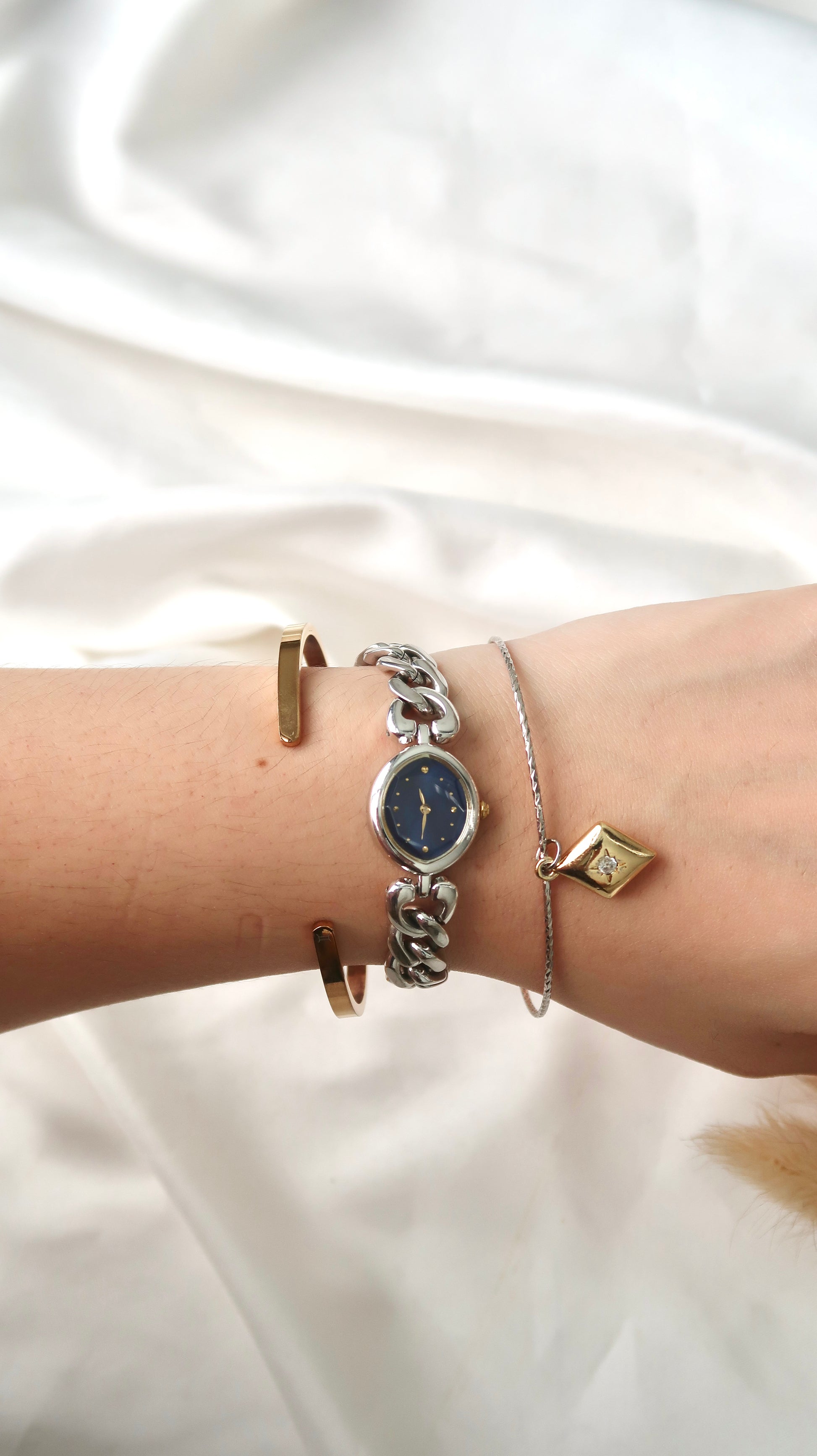 S. Tisse Blue Oval Dial with Silver Chain Watch