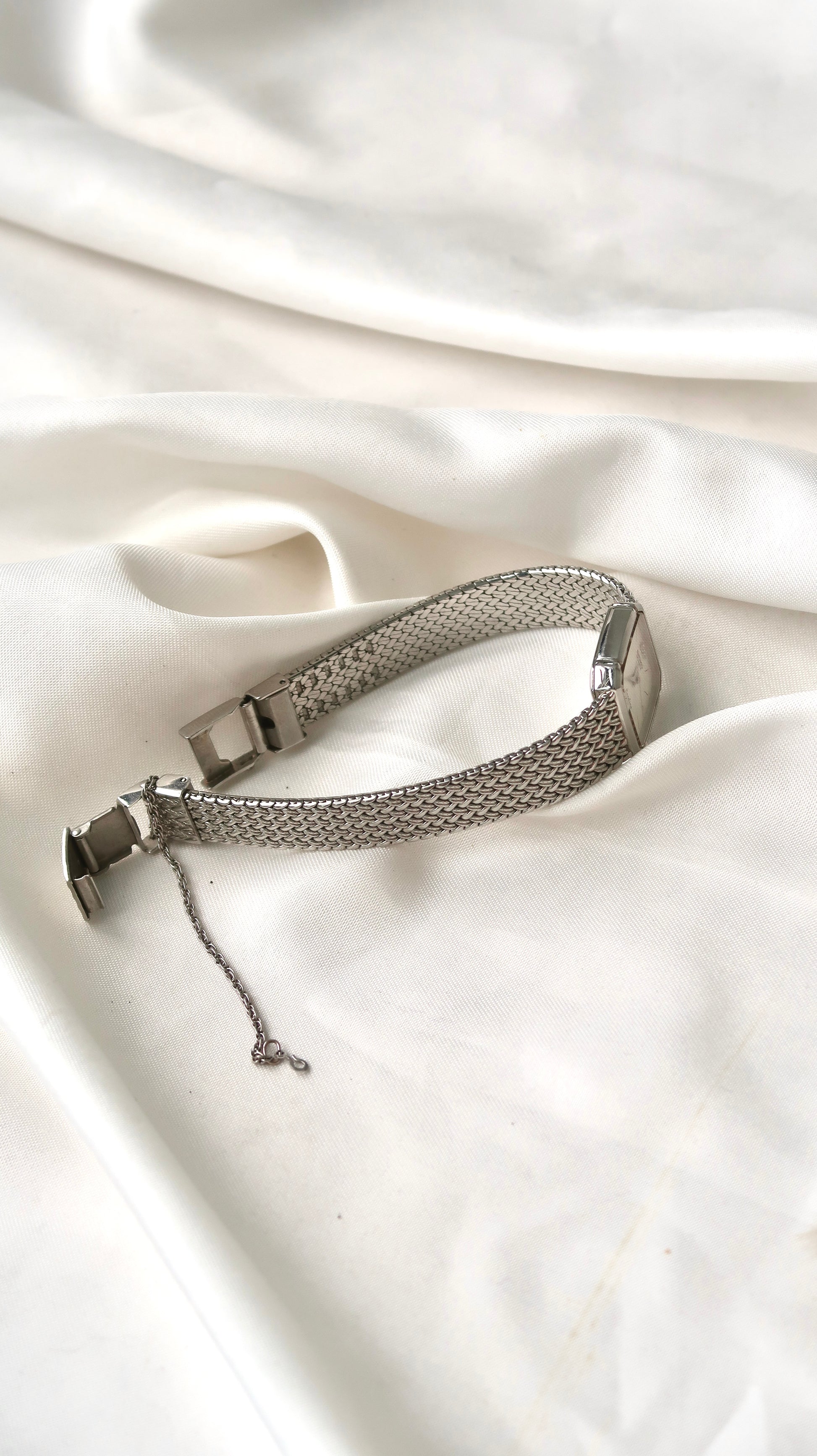 S. Exceline Silver Rect with 2P Diamond Dial with Silver Chain Watch