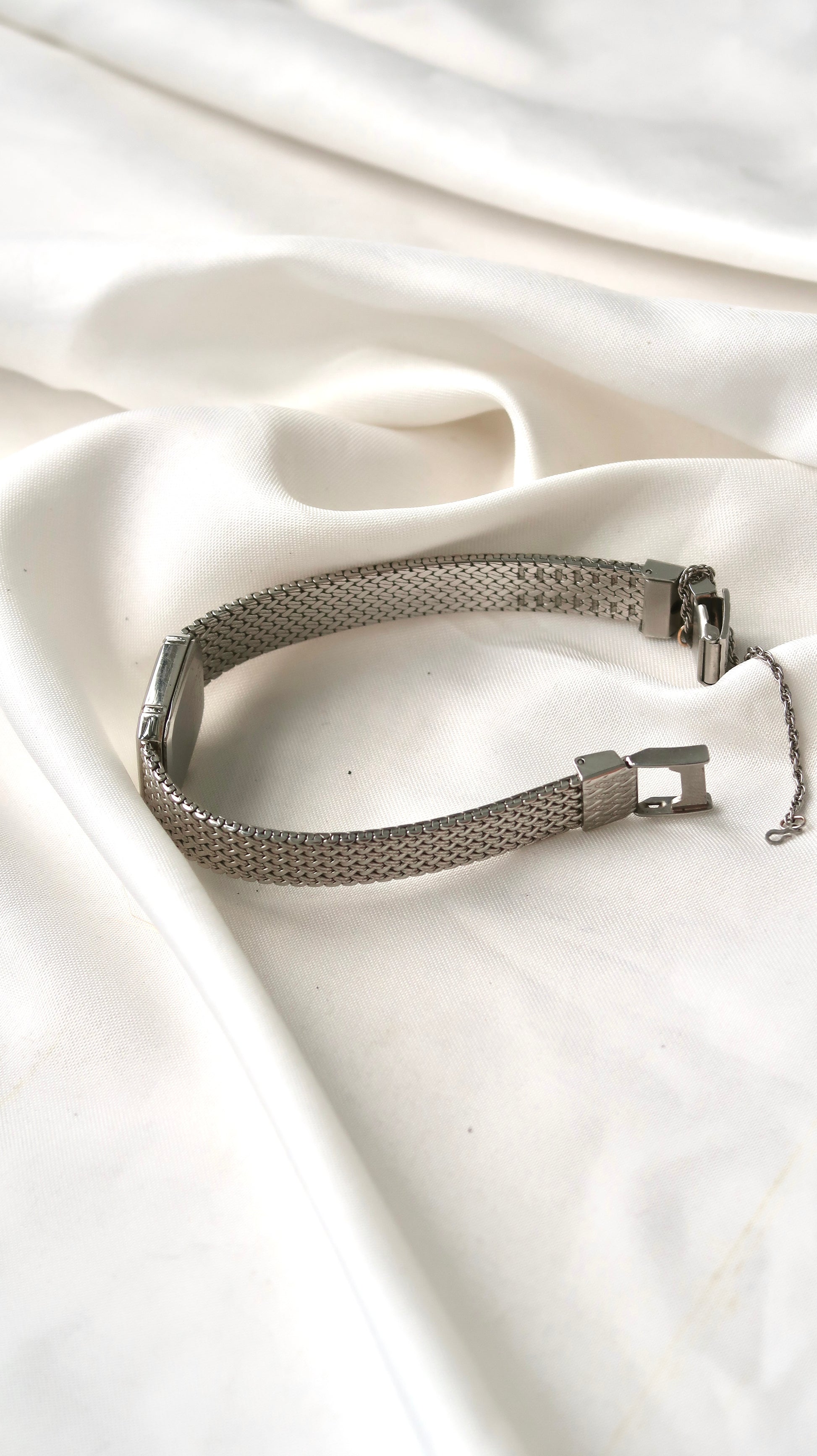 S. Exceline Silver Rect with 2P Diamond Dial with Silver Chain Watch