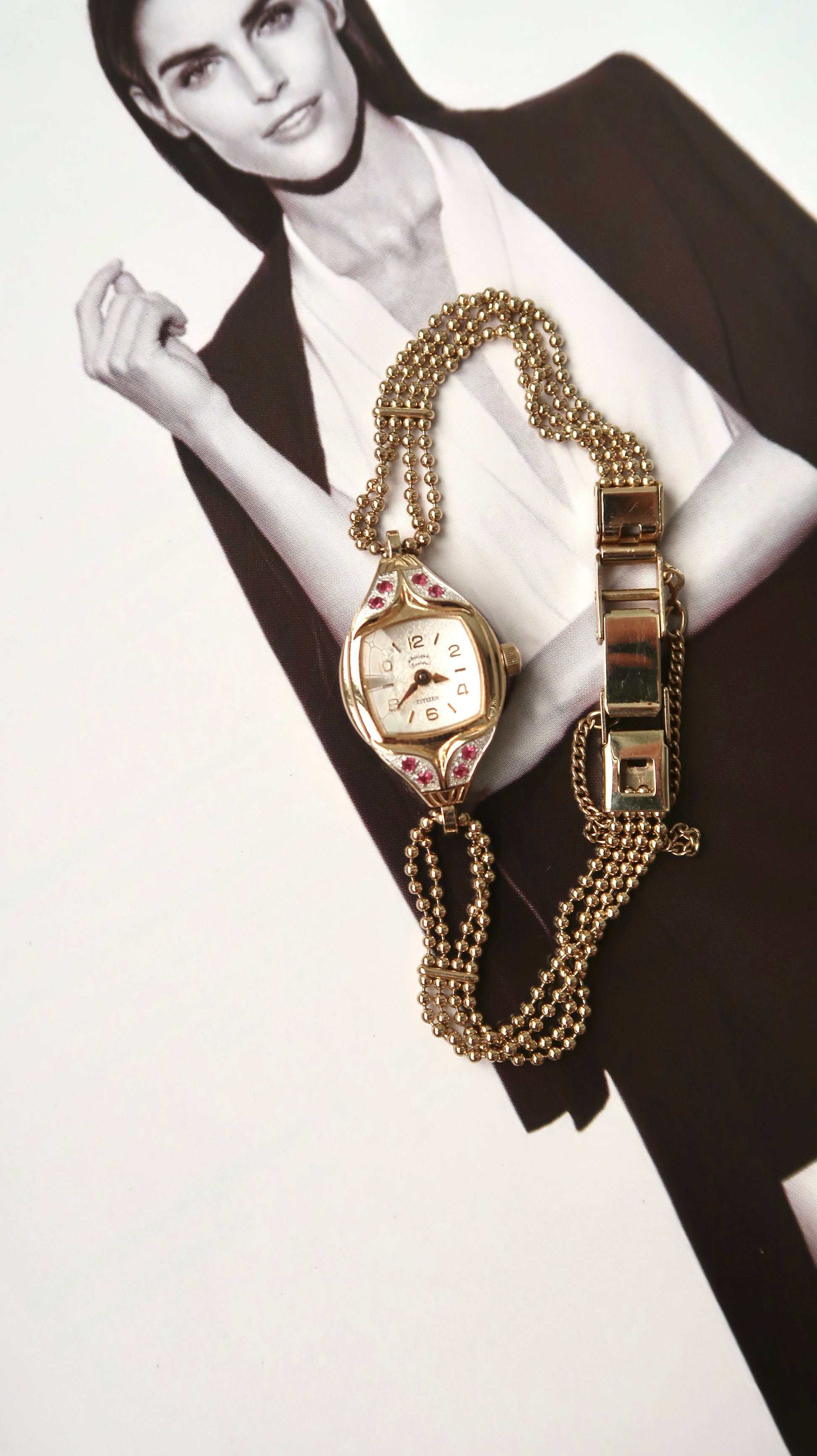 CTZ. Antique Review Pink Red Frame with Gold Beads Chain Watch