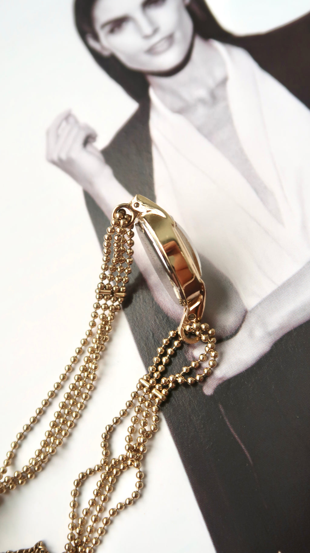 CTZ. Antique Review Pink Red Frame with Gold Beads Chain Watch