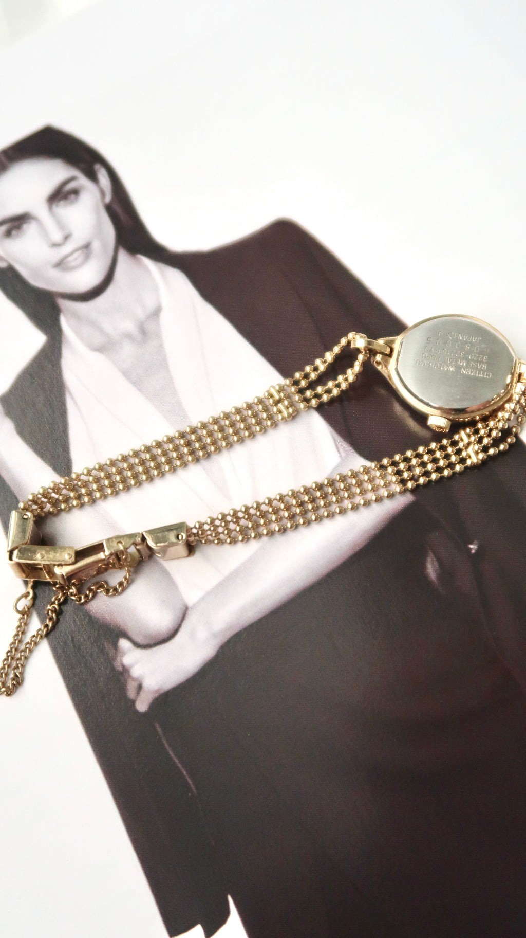 CTZ. Antique Review Pink Red Frame with Gold Beads Chain Watch