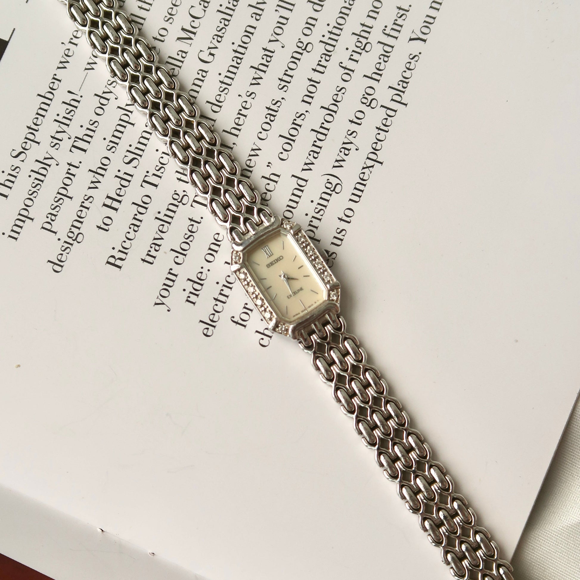 [WITH BOX] S. Exceline Rectangle MOP Diamonds Dial with Silver Chain Watch