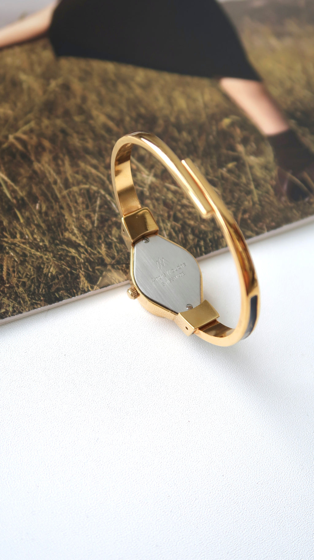 AM. White Hibiscus Flower Black Pattern Gold Bangle Watch
