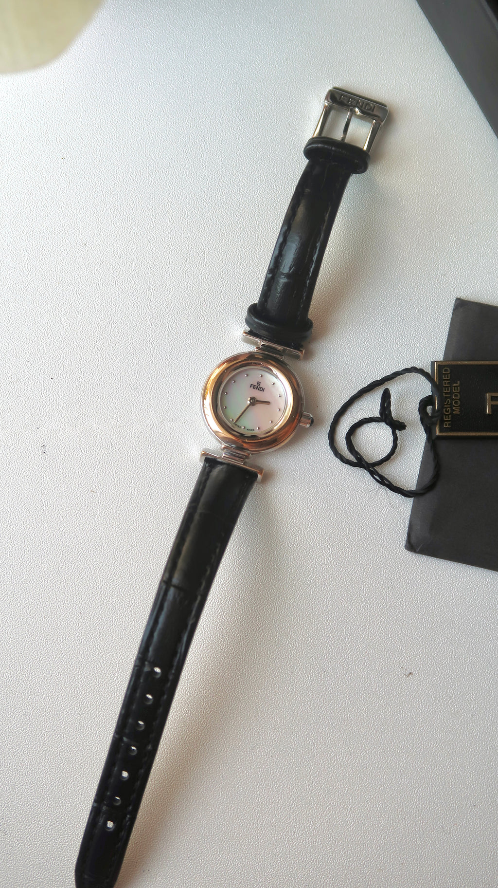 [FULLSET WITH BOX] F. 320L MOP Round Dial with Black Strap