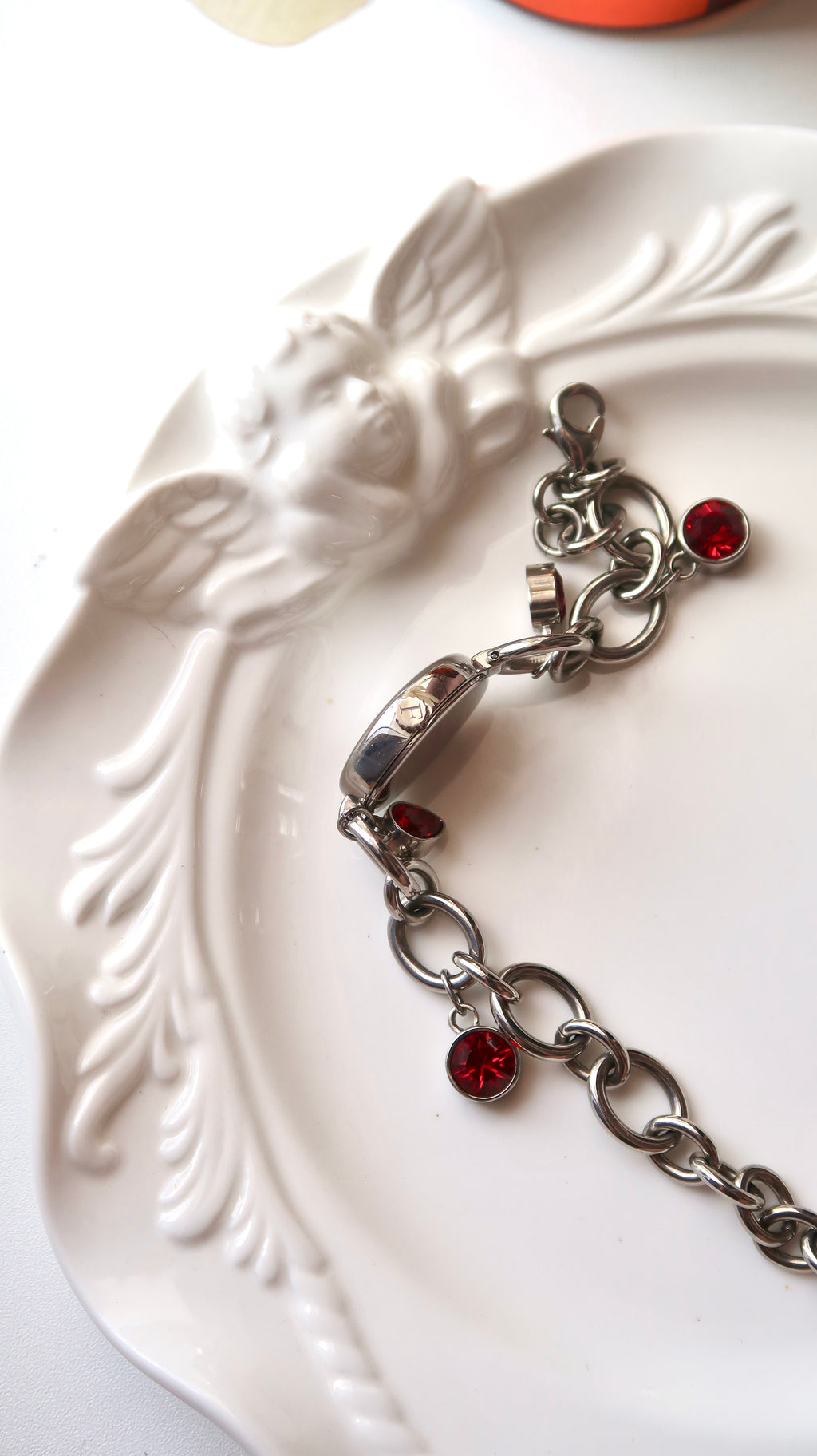 FUR. White Oval Roman Dial with Silver & Red Jewels Bracelet Chain Watch