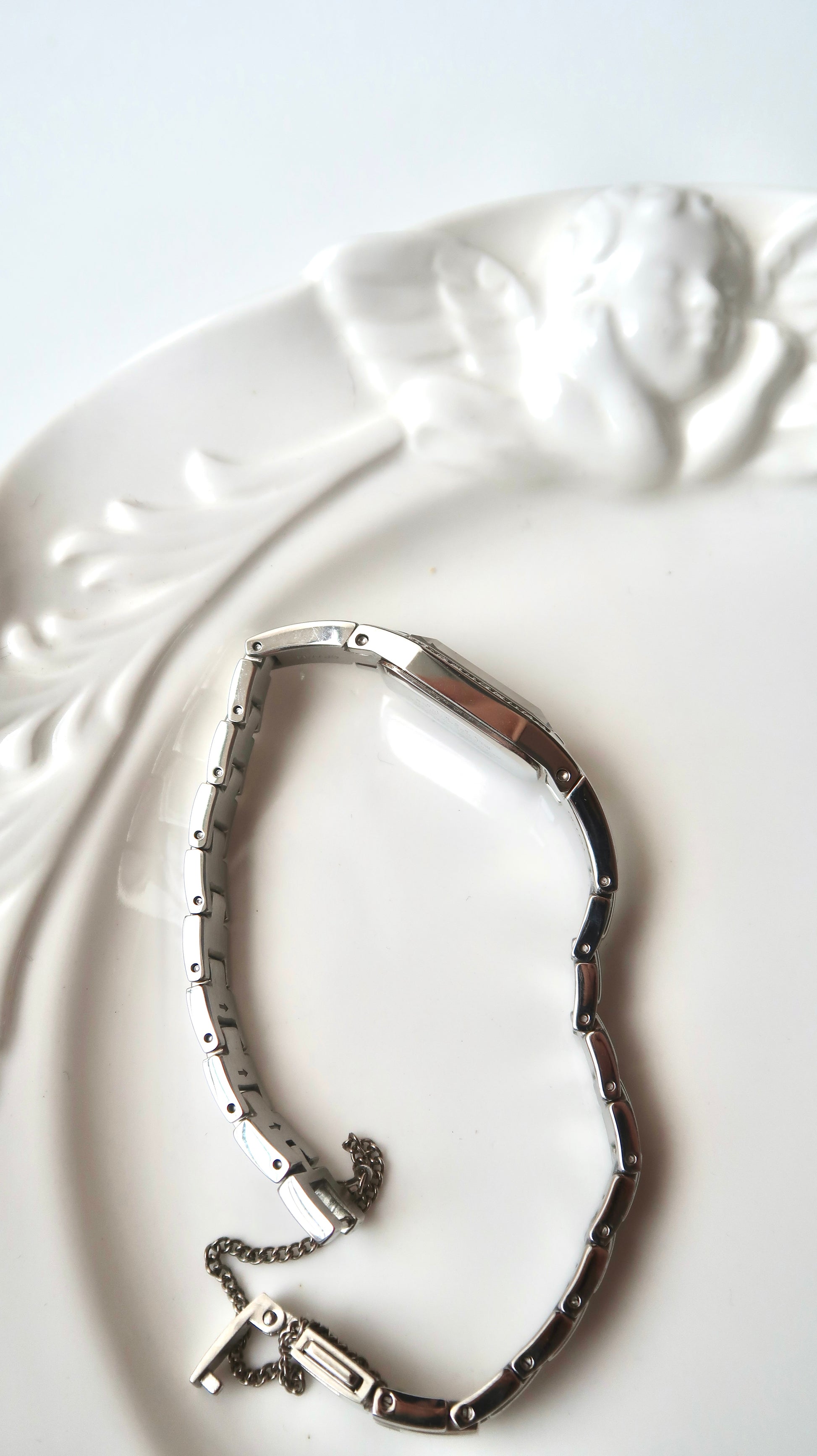 Or. Lady Rose White MOP Rect Dial Silver Chain Watch