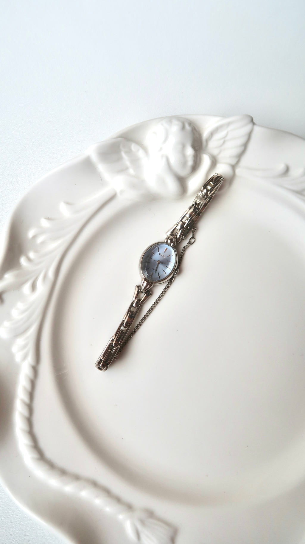 CTZ. Cletia Blue Oval Dial Silver Chain Watch