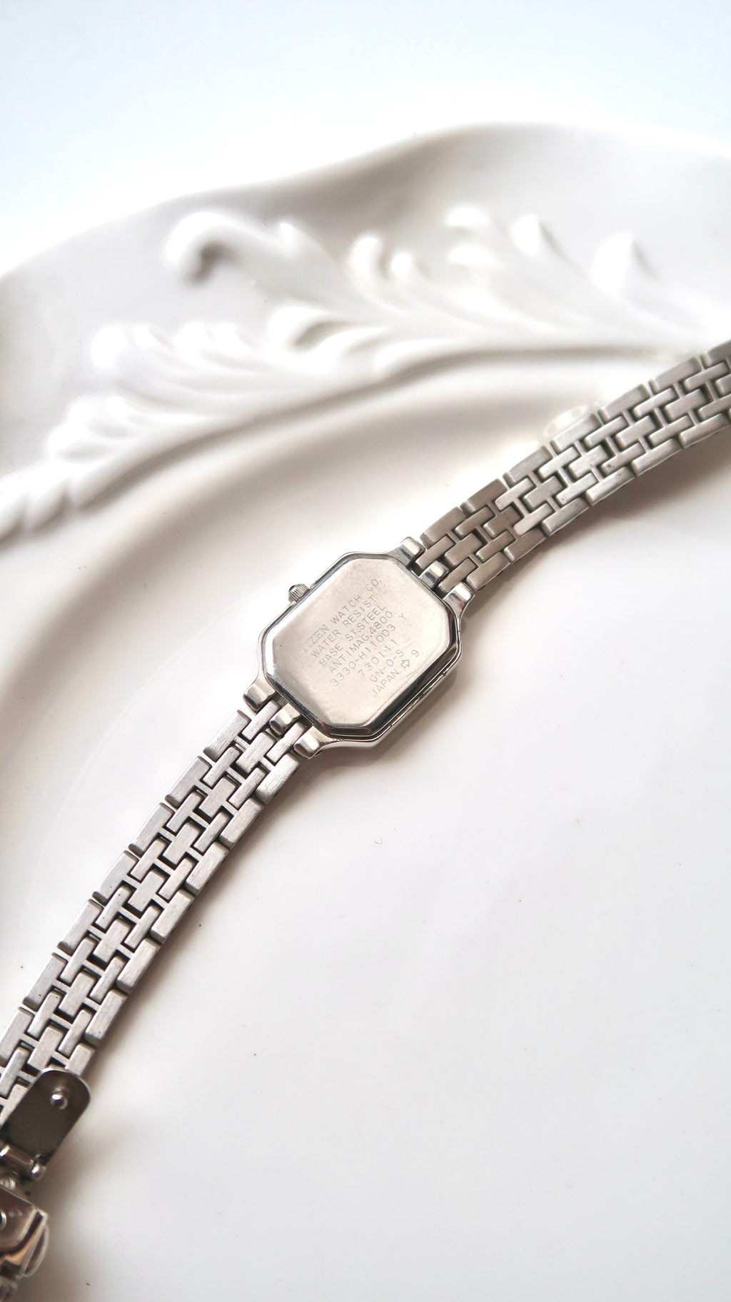 CTZ. Exceed MOP Octagon Dial Silver Chain Watch
