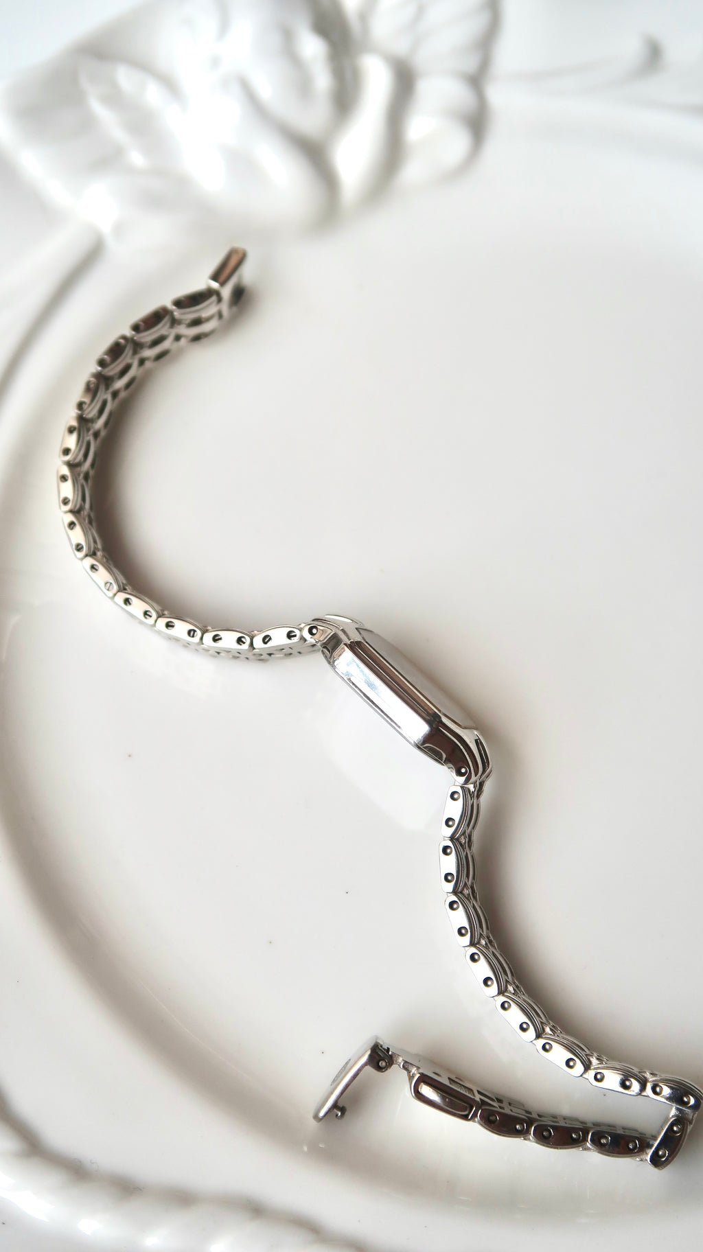 CTZ. Exceed MOP Octagon Dial Silver Chain Watch