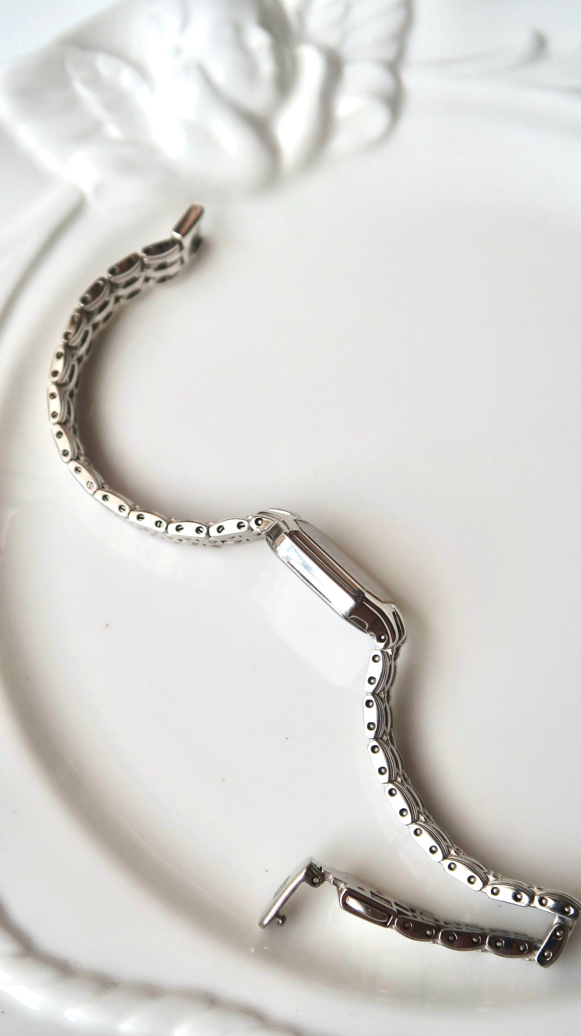 CTZ. Exceed MOP Octagon Dial Silver Chain Watch