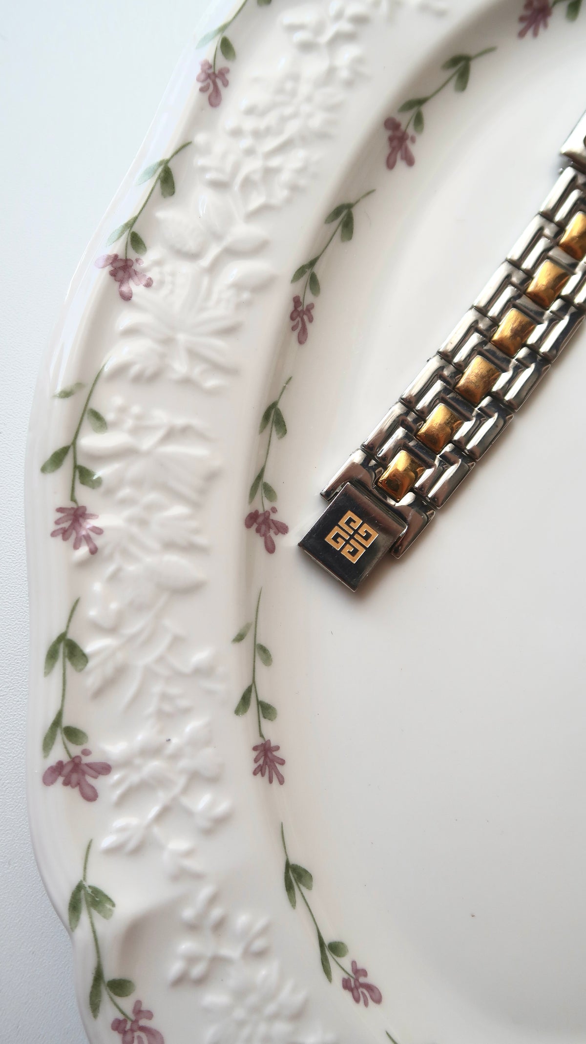 GV. White Rect Dial Two Tone Chain Watch