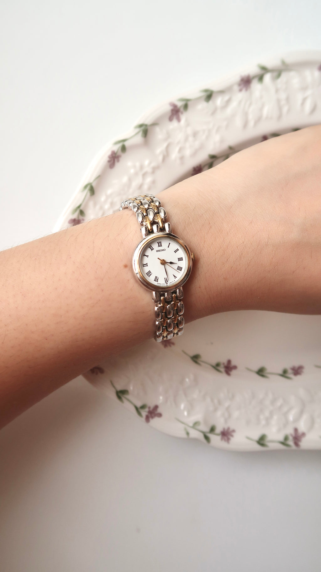 S. White Roman Round Dial Two Tone Chain Watch