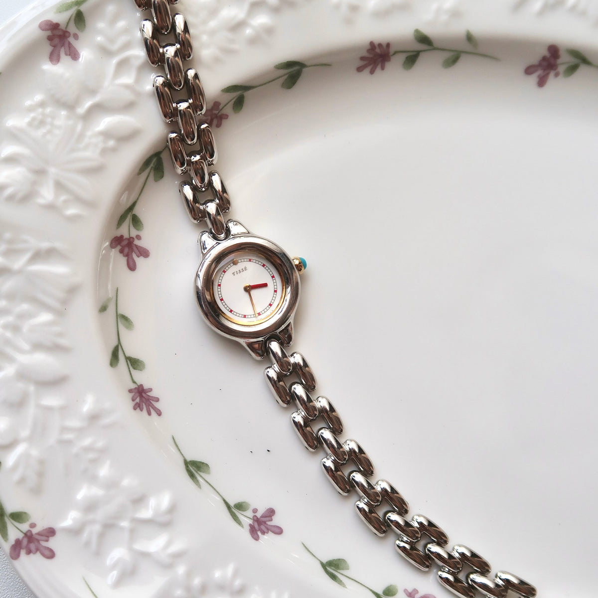 S. Tisse White Round Dial Silver Chain Watch