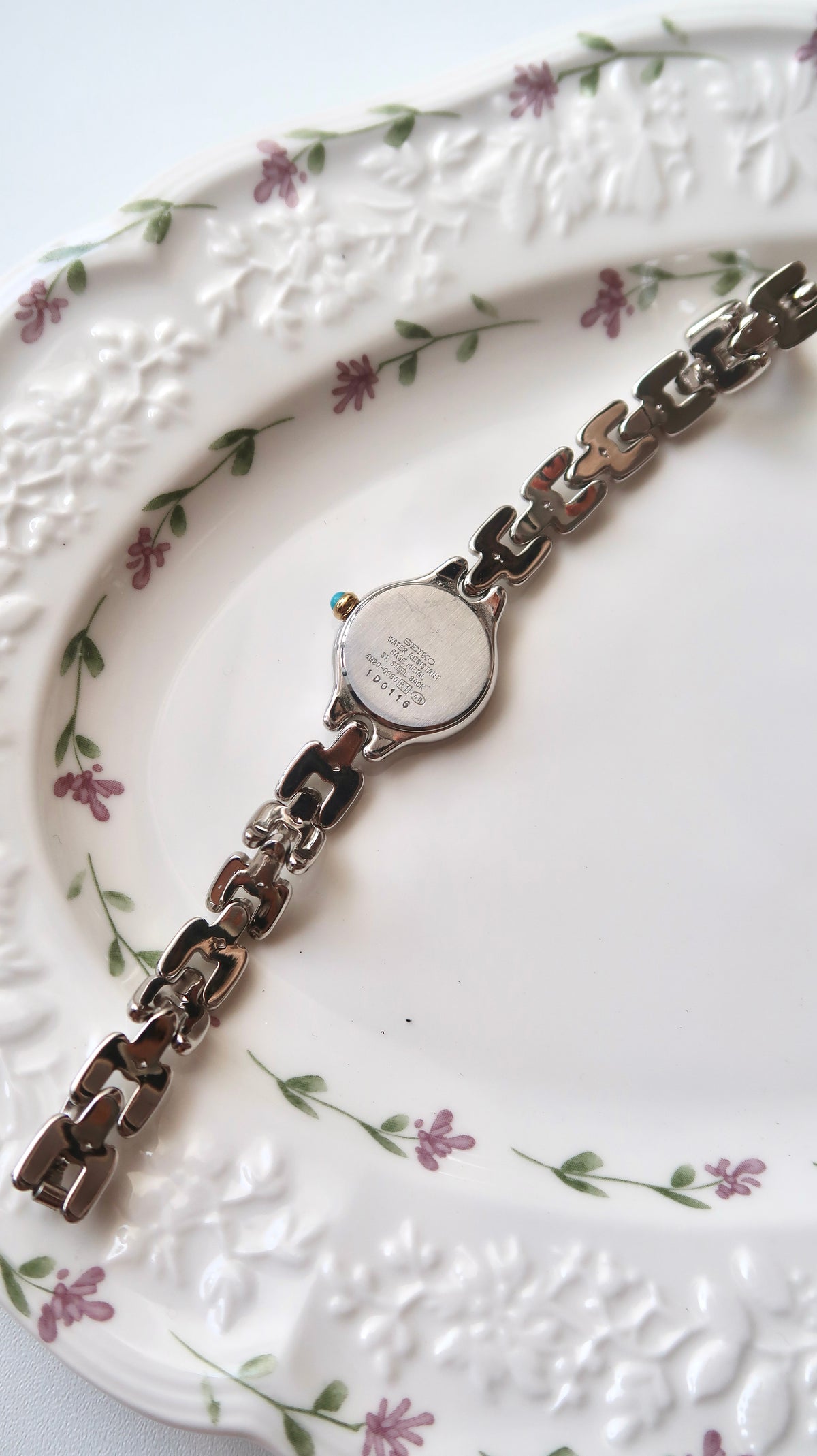 S. Tisse White Round Dial Silver Chain Watch