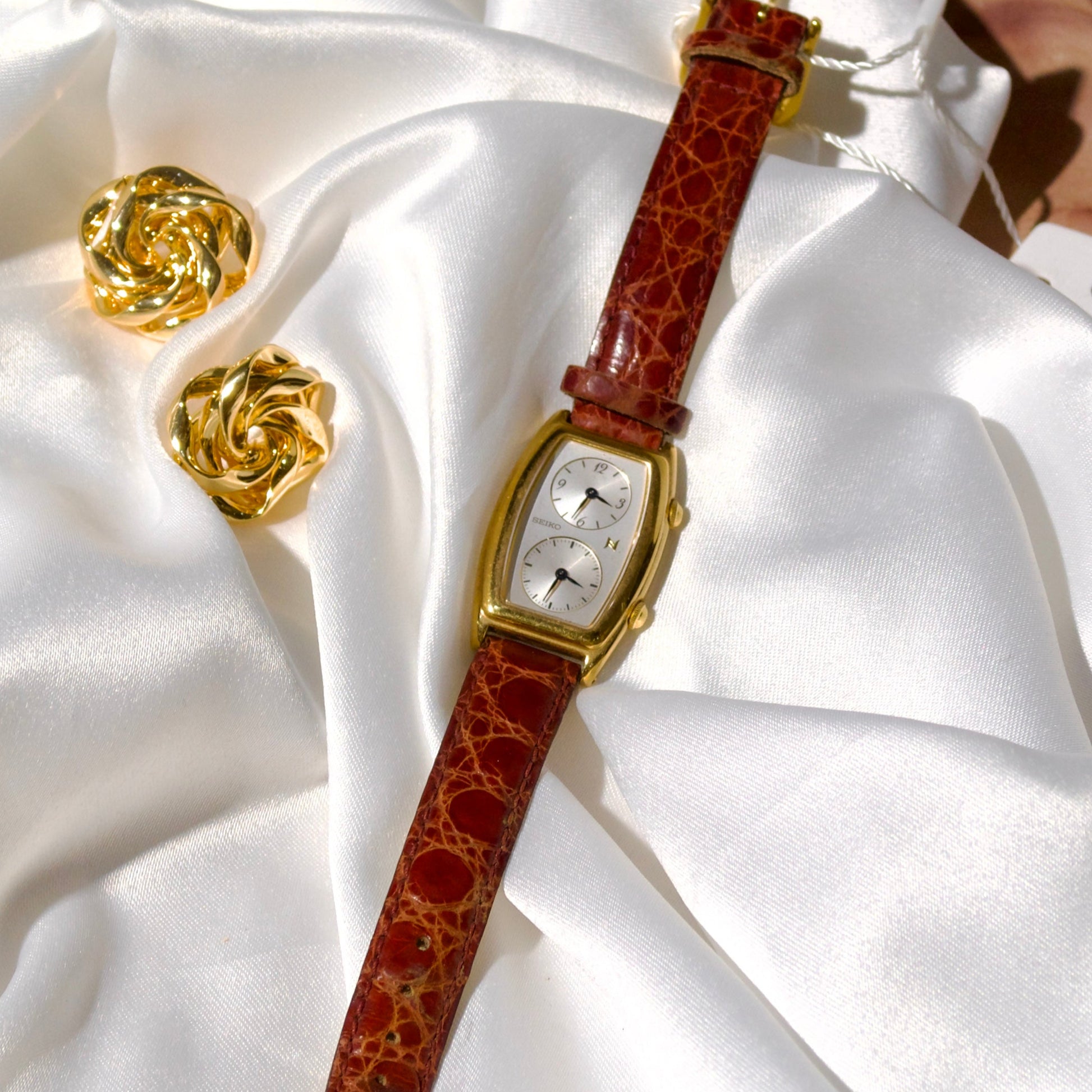 S. Neue 2 Dials Gold with Brown Strap Watch