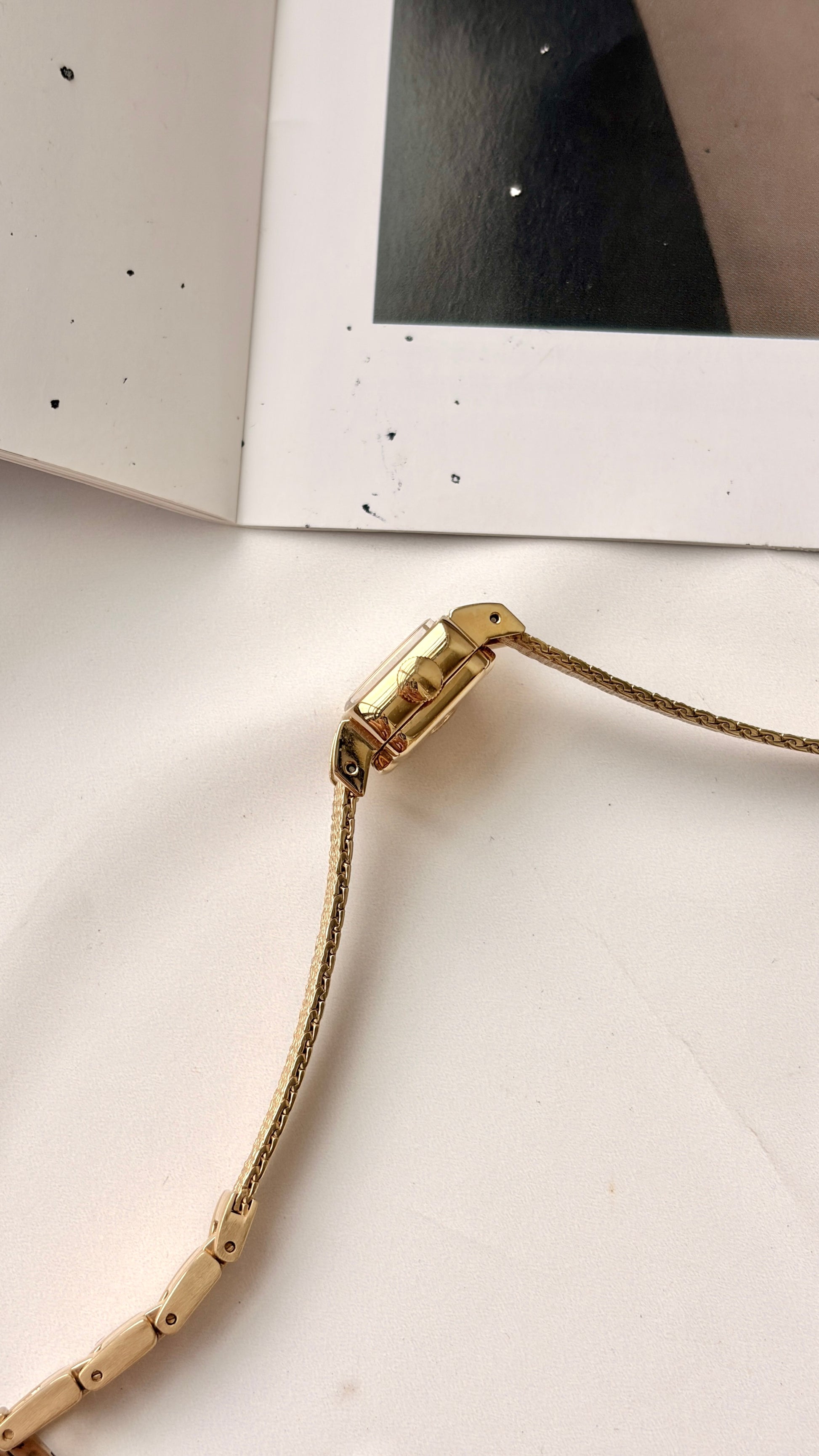 [Fullset WITH BOX] Rosemont Precision Square Dial with Gold Chain Watch