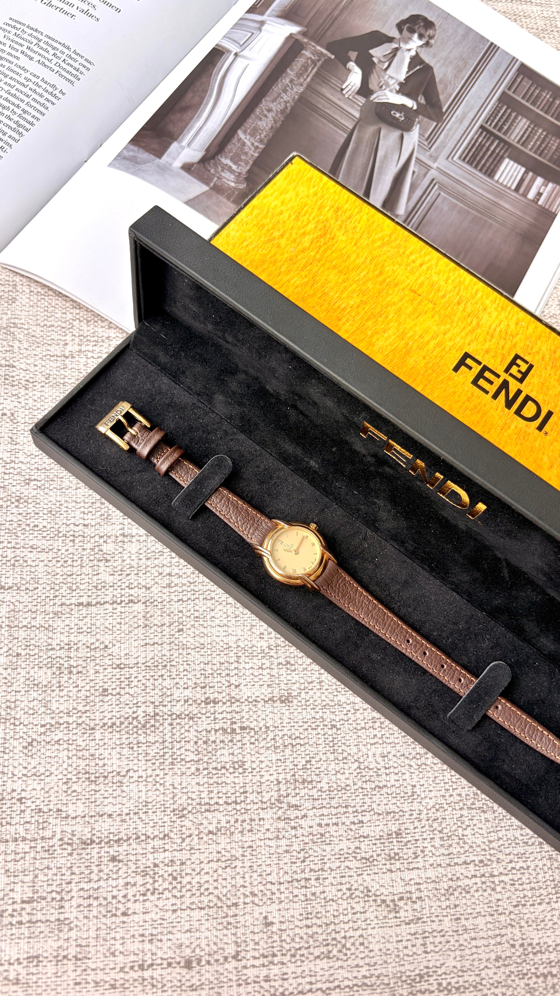 [WITH BOX] F. 300L Gold Round Dial with Brown Strap Watch