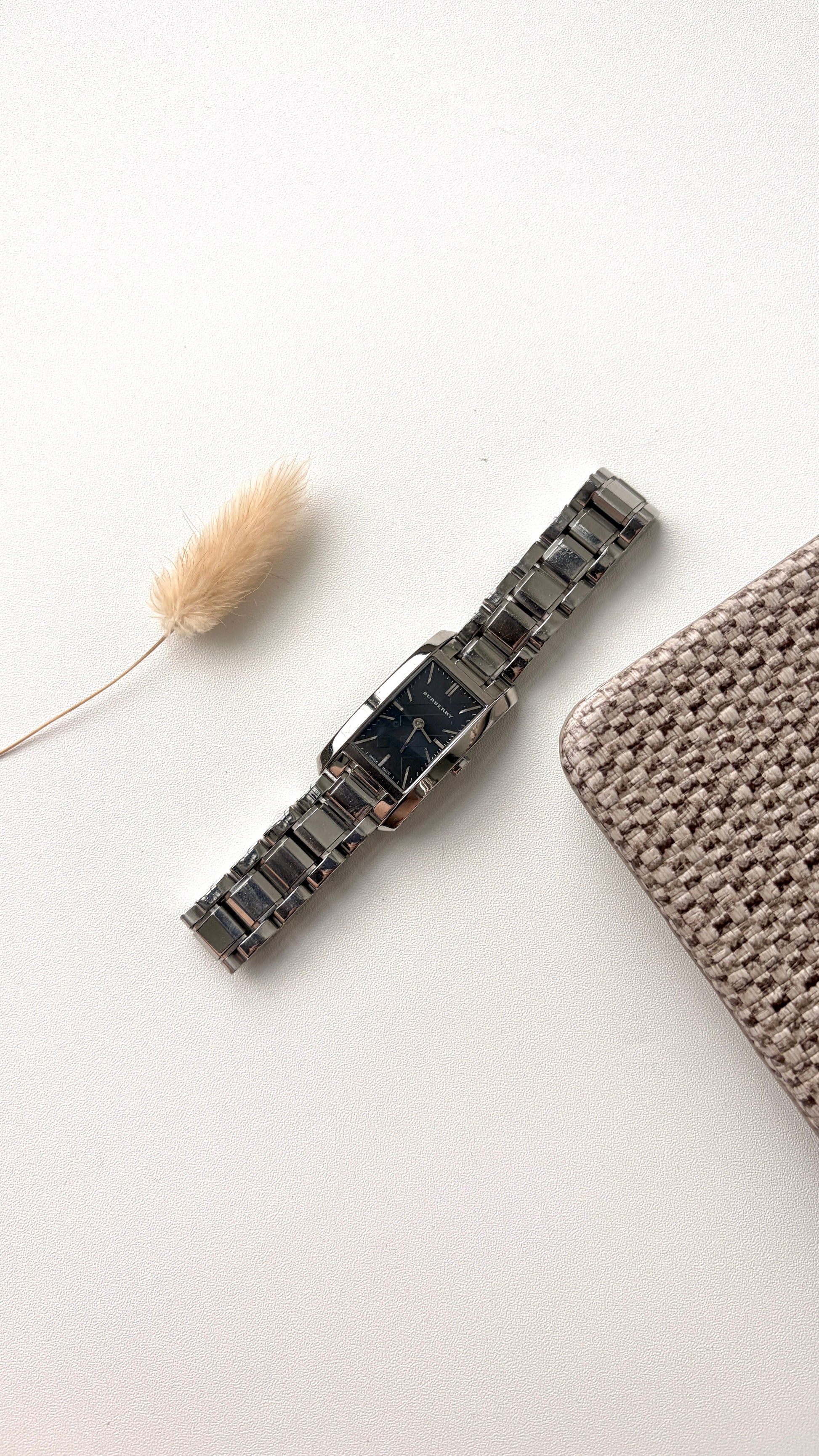 BRBY. Blue Rect Dial with Silver Chain Watch
