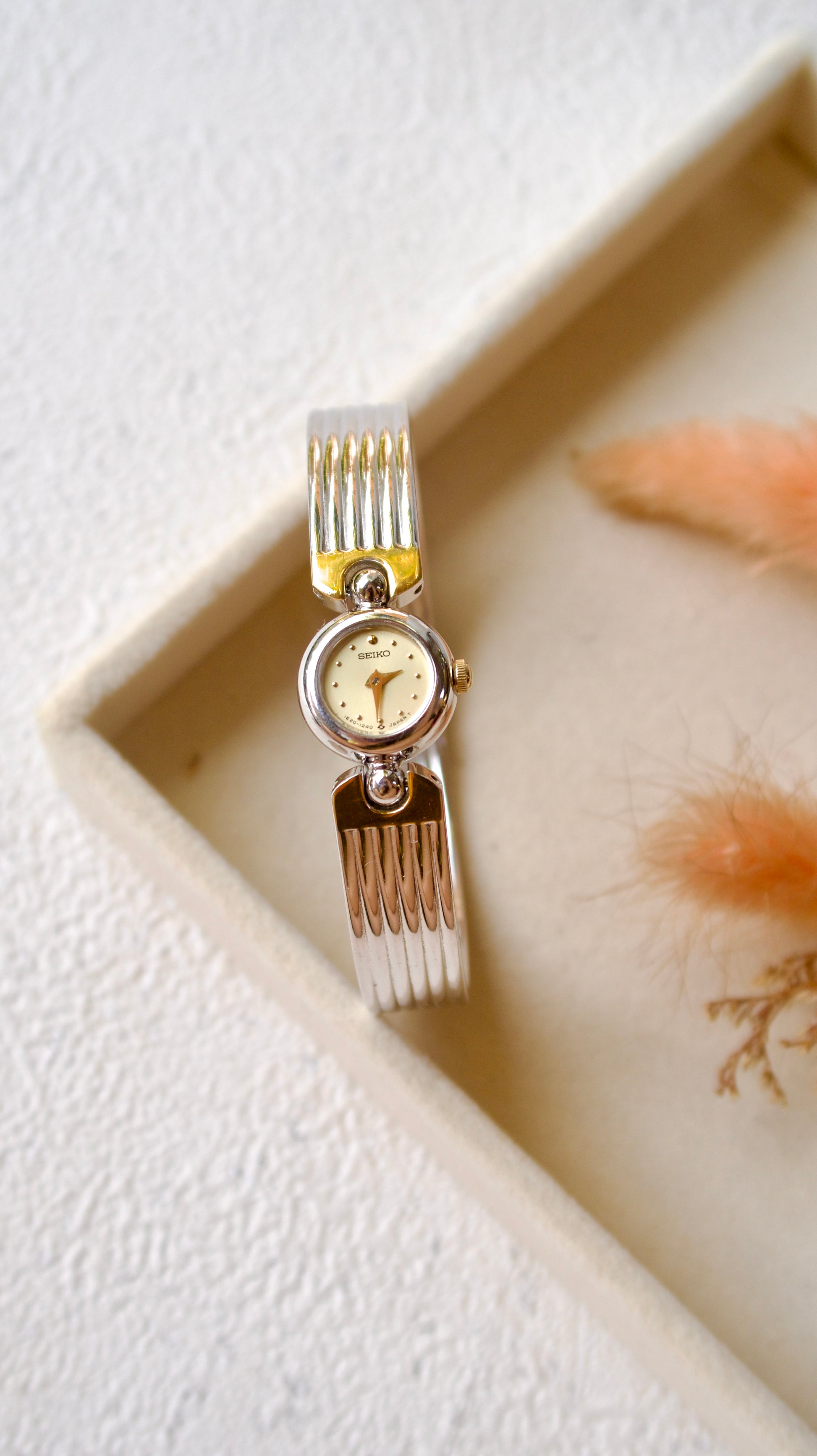 S. Round Dial Silver Bangle