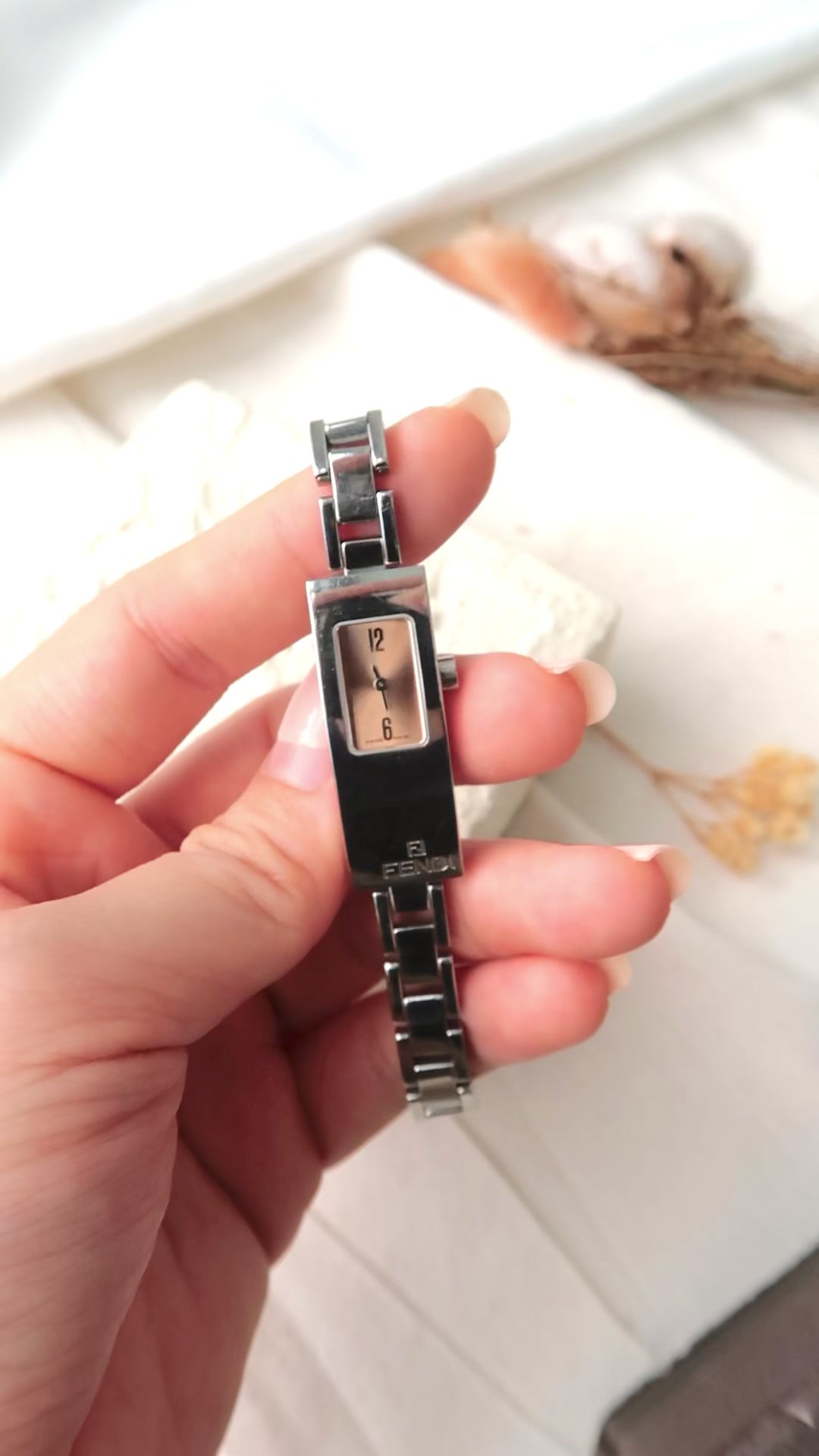 [WITH BOX] F. 3300L Rose Gold Dial Silver Chain Watch