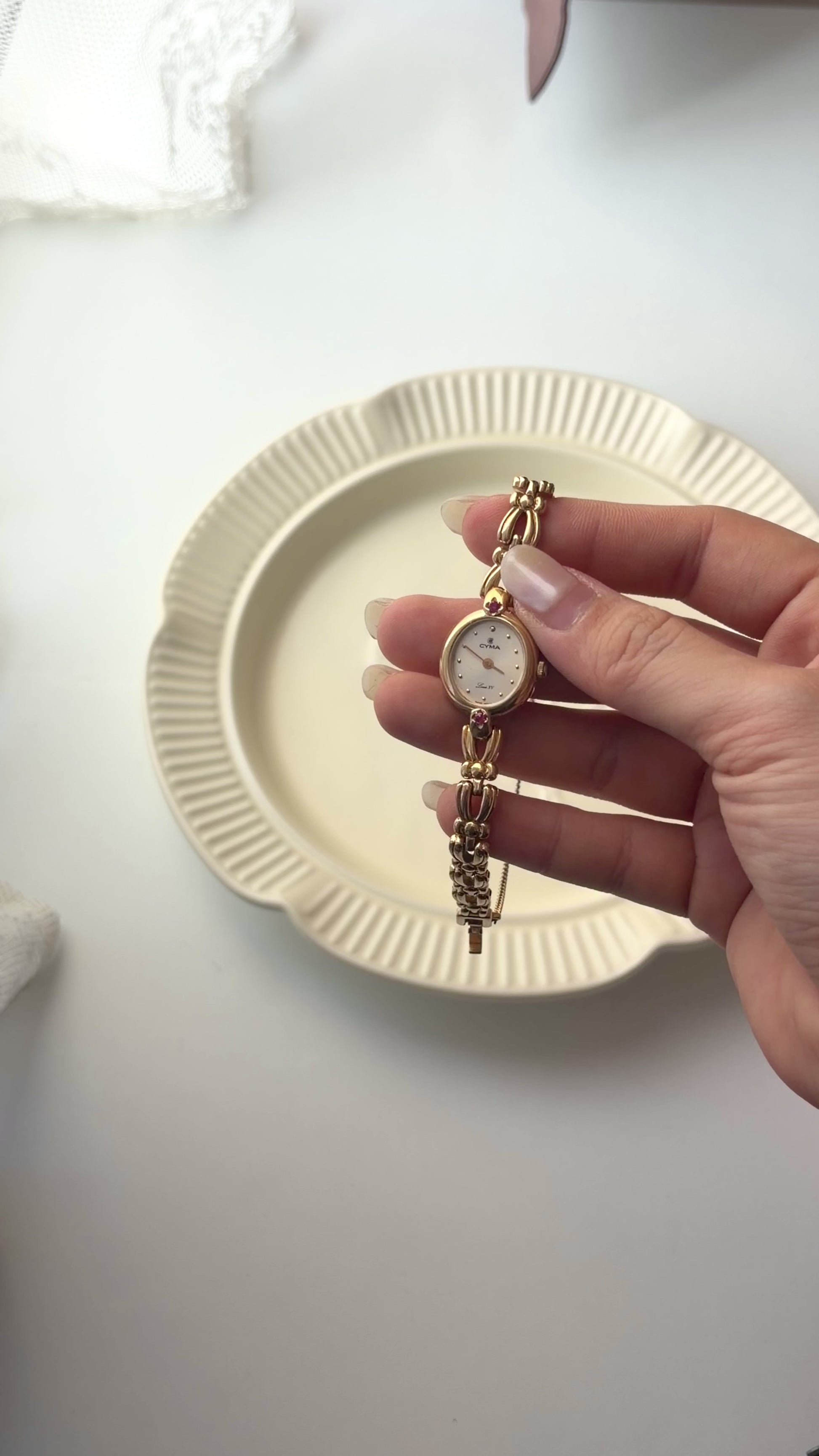 CYM A Louis VX Gold Oval Pink Jewel Dial with Gold Chain Watch