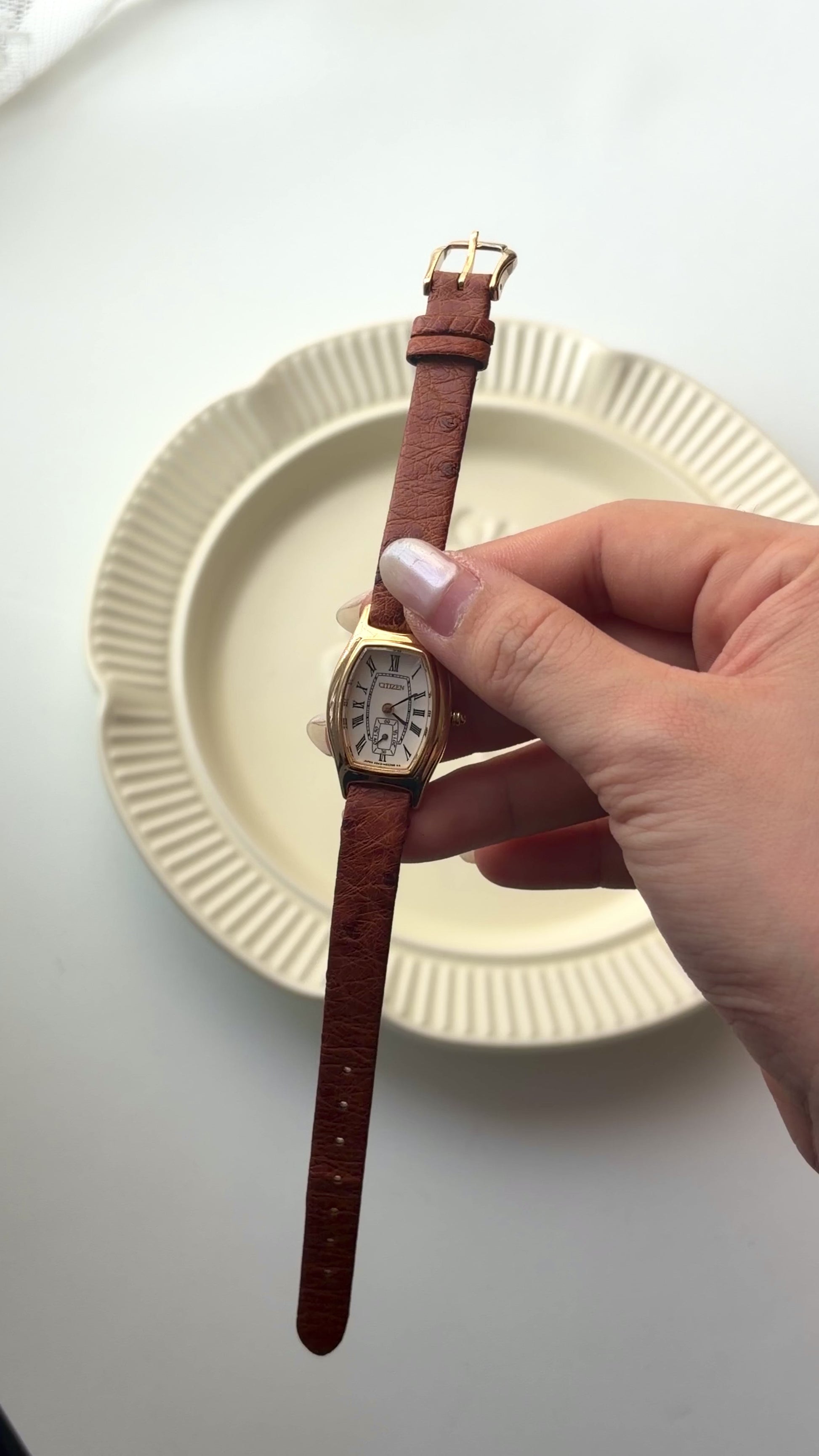 CTZ. Roman White Oblong Dial with Brick Brown Strap Watch