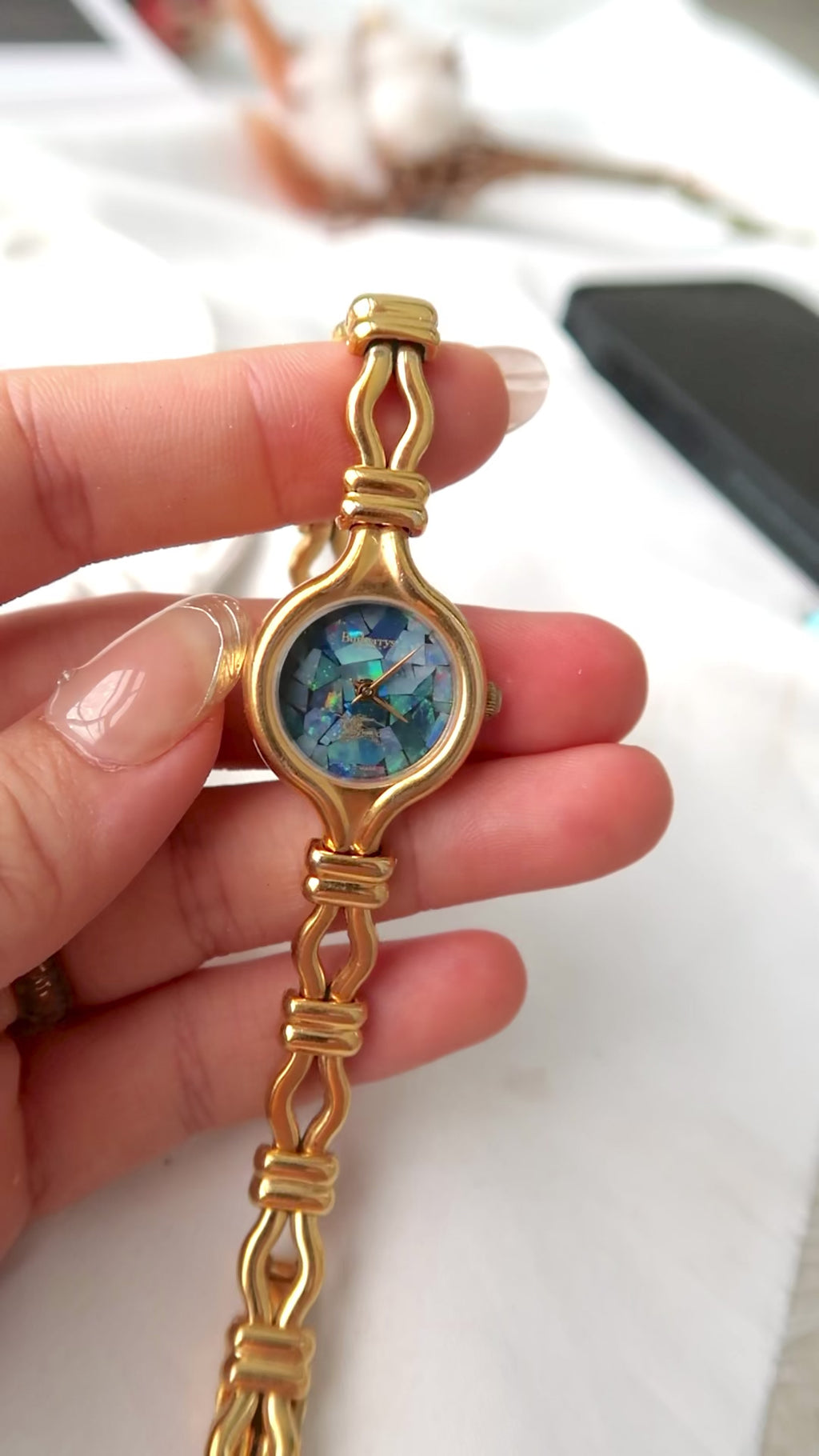 BRBY. 7000 Blue Mosaic Dial with Gold Chain Watch