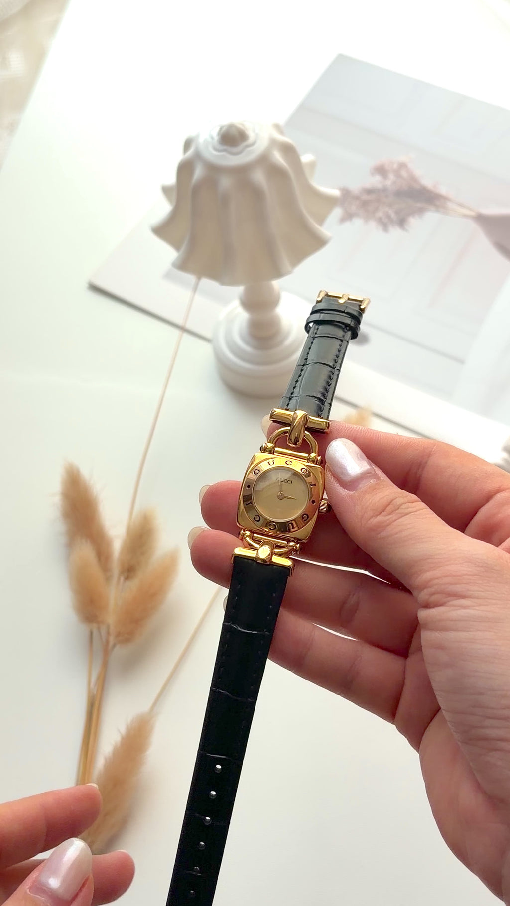 Gc. Horsebit 6300L Gold Dial Black Strap Watch