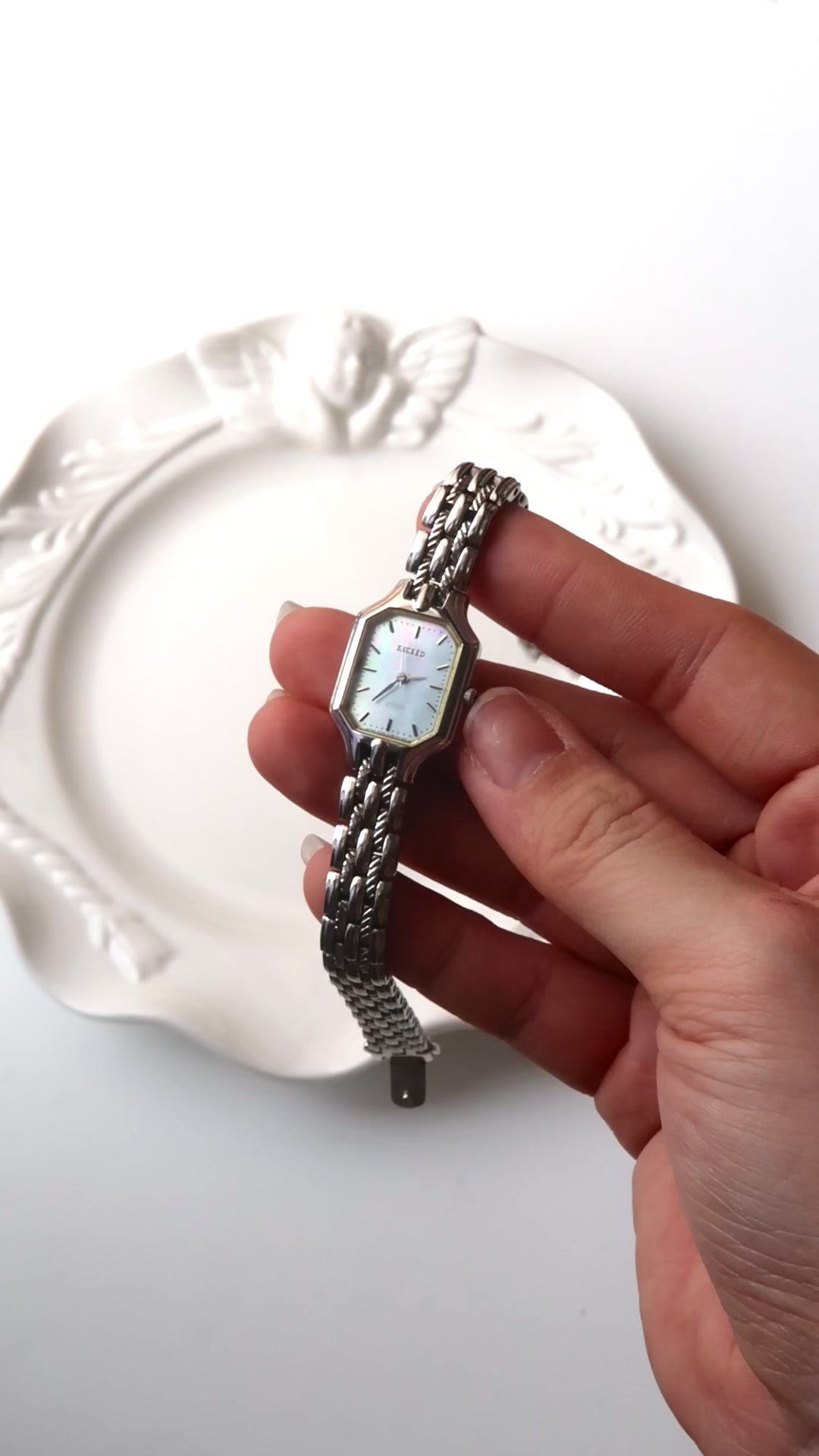 CTZ. Exceed MOP Octagon Dial Silver Chain Watch