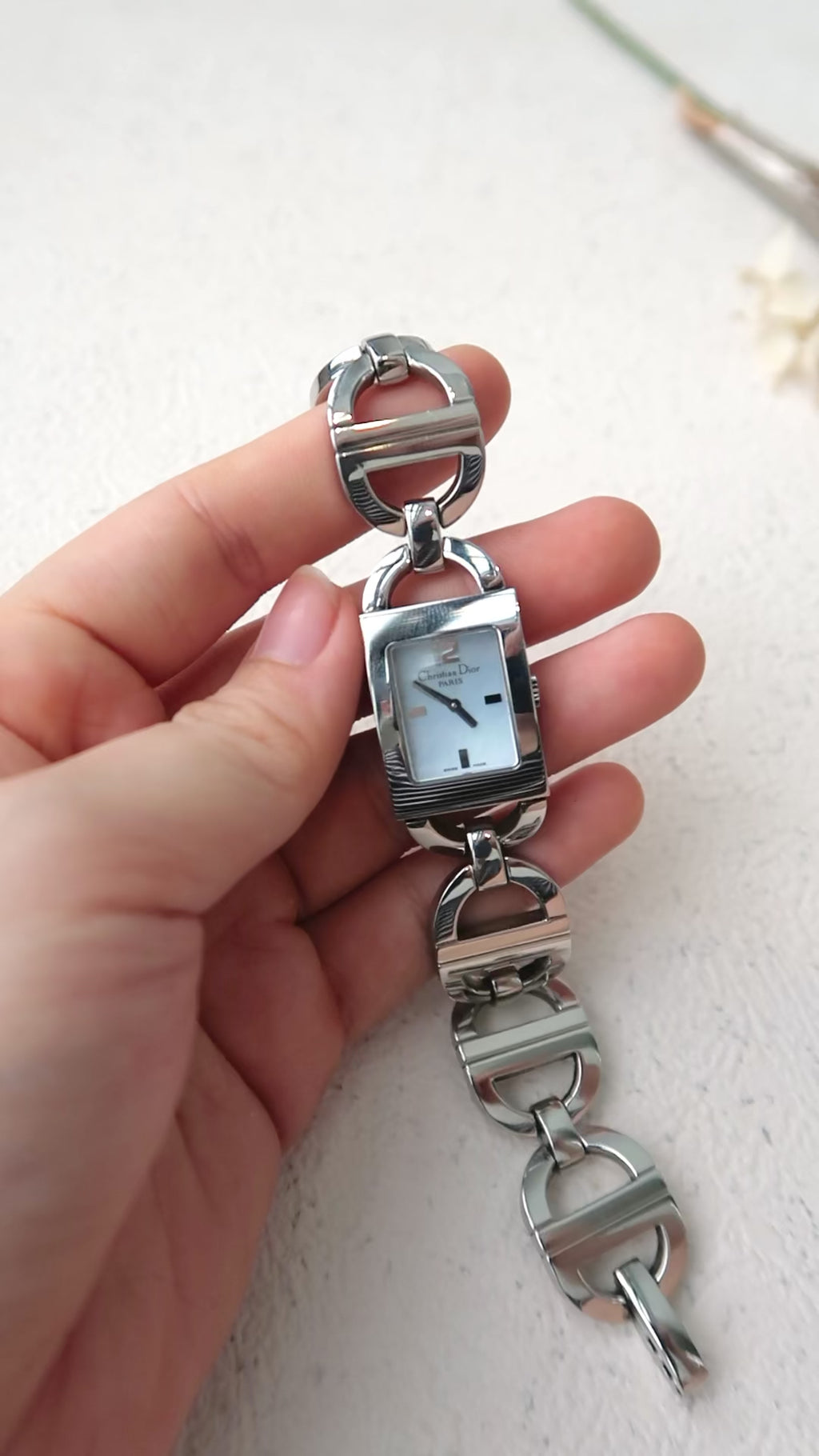 CD. Blue Dial with Silver Chain