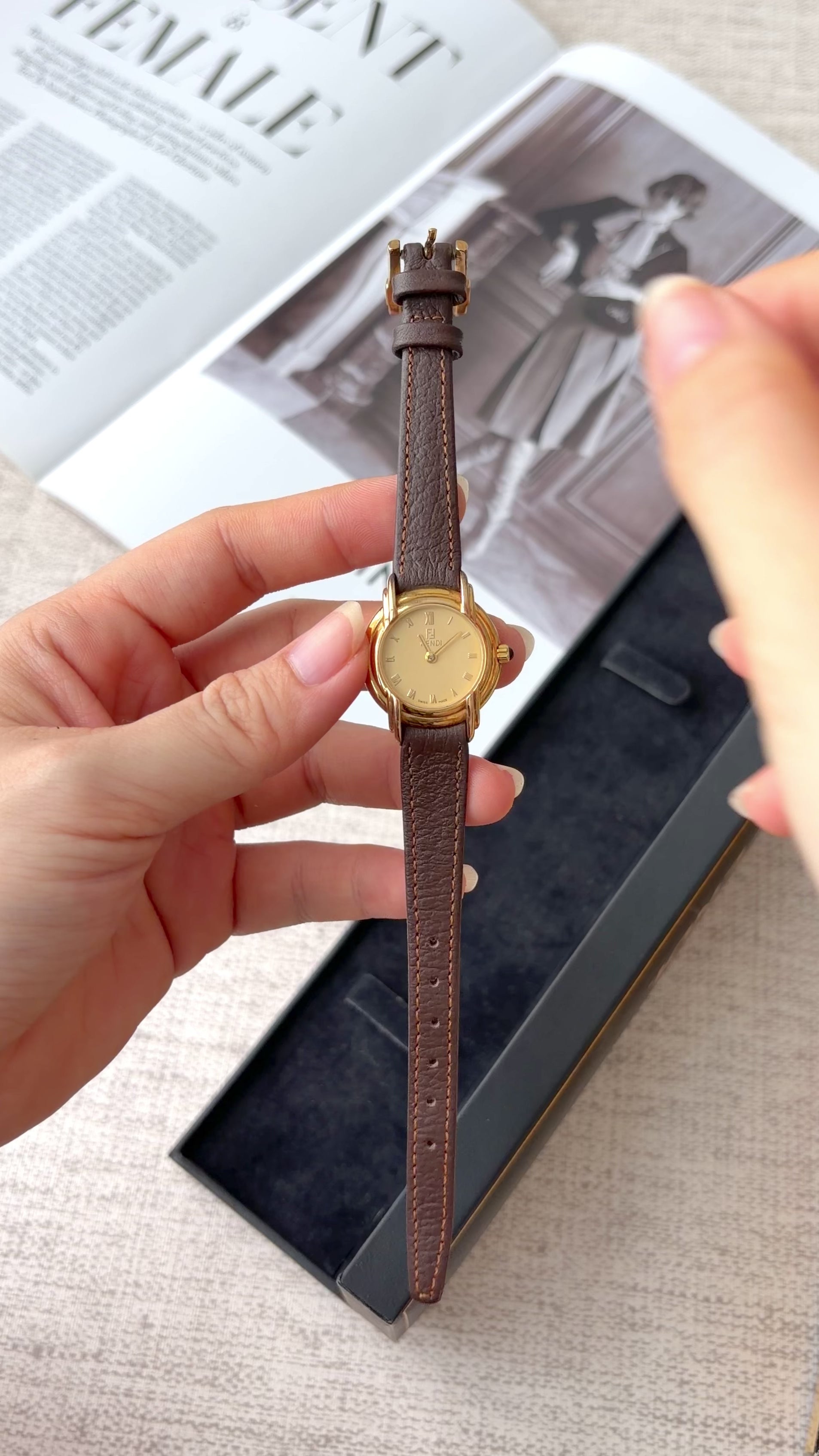 [WITH BOX] F. 300L Gold Round Dial with Brown Strap Watch