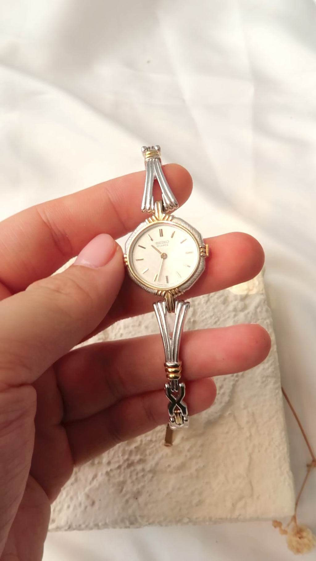S. Oblong Silver Dial with Silver Chain Watch