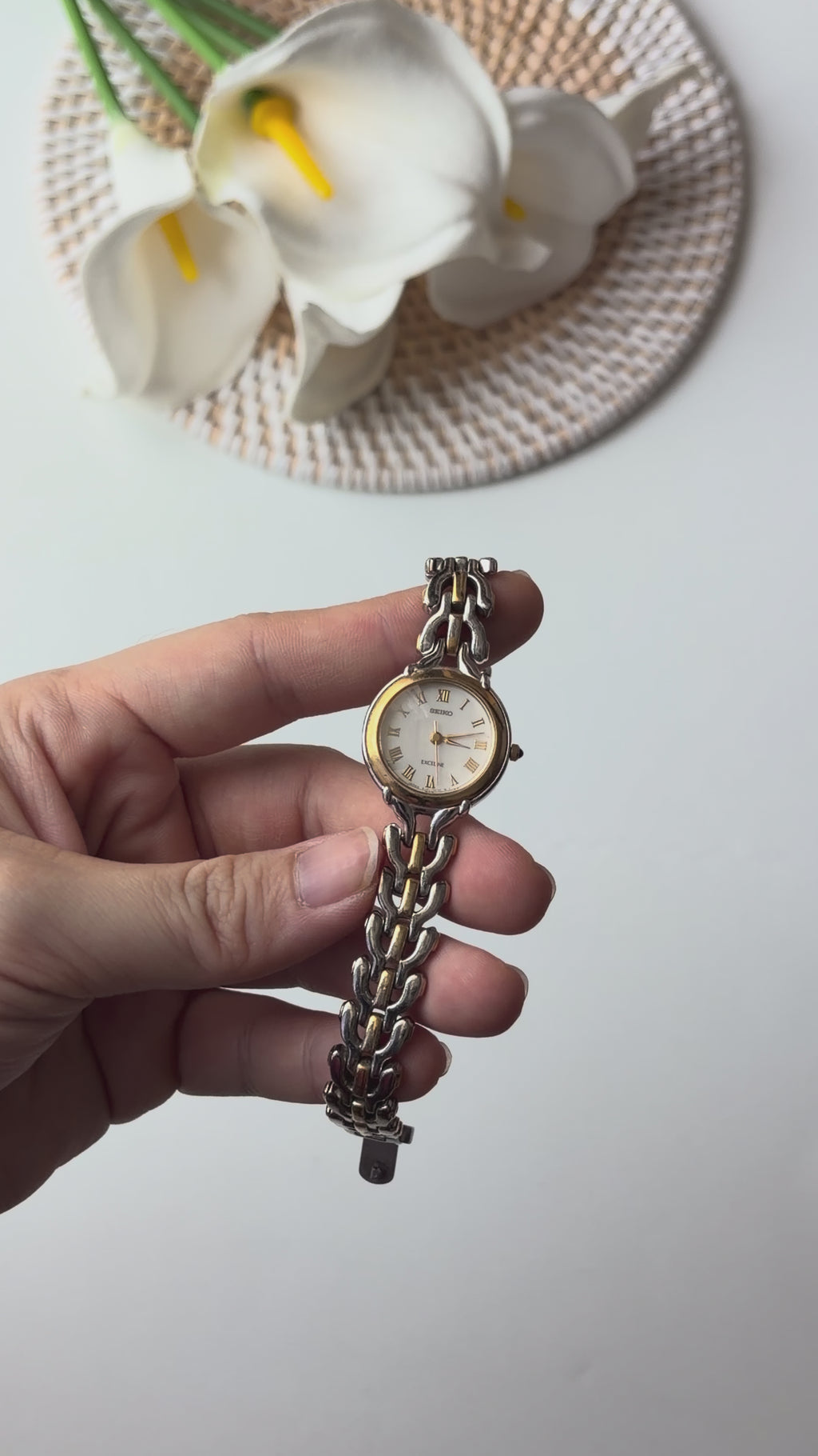 S. Exceline White Round Roman Dial Two Tone Chain Watch