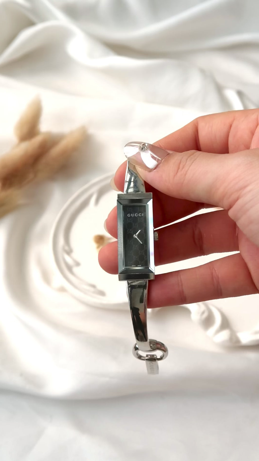 [WITH BOX] Gc. Black Patterned Rect Dial Silver Bangle Watch