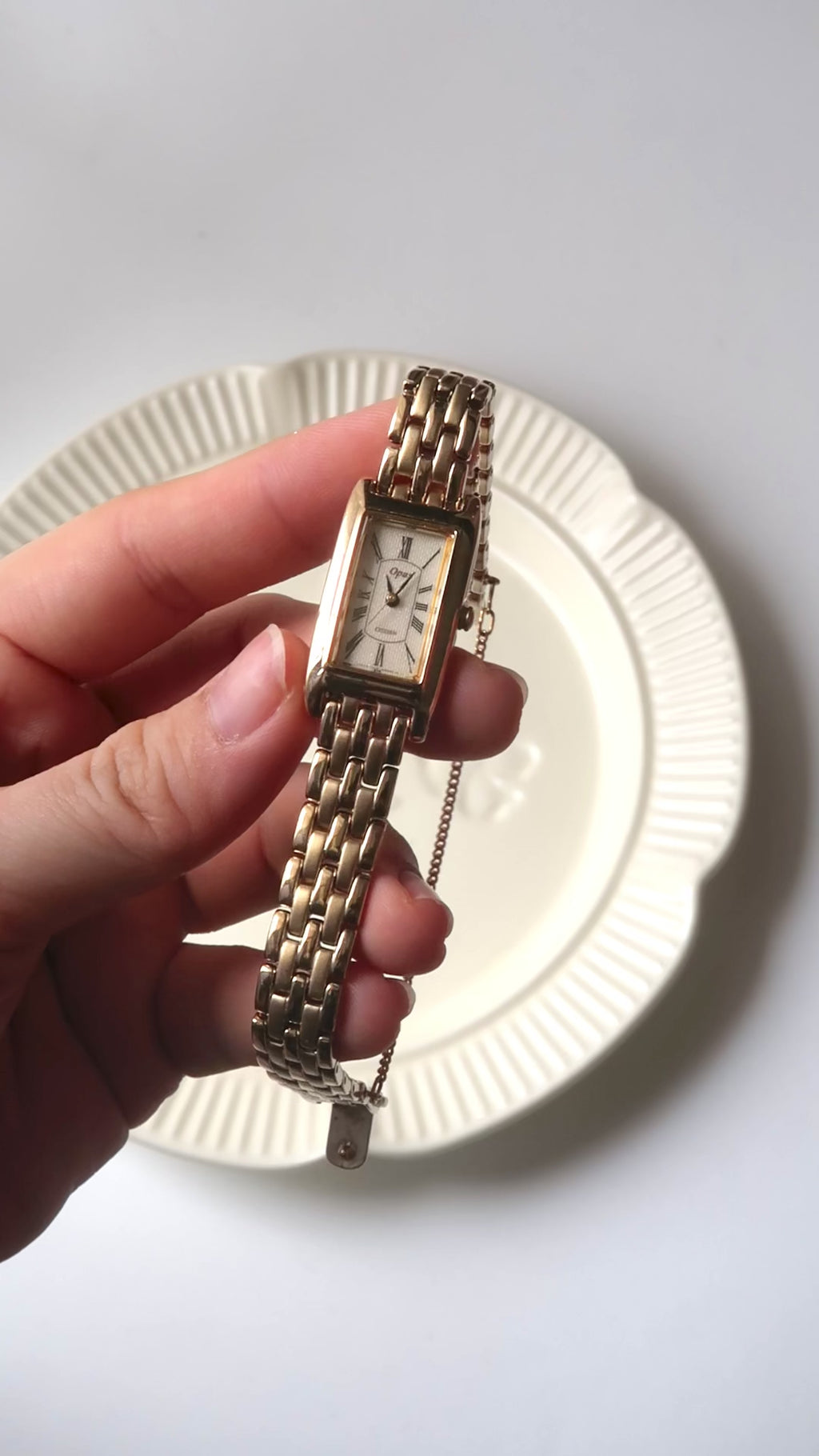 CTZ. Opus Beige Roman Rect Dial Gold Chain Watch