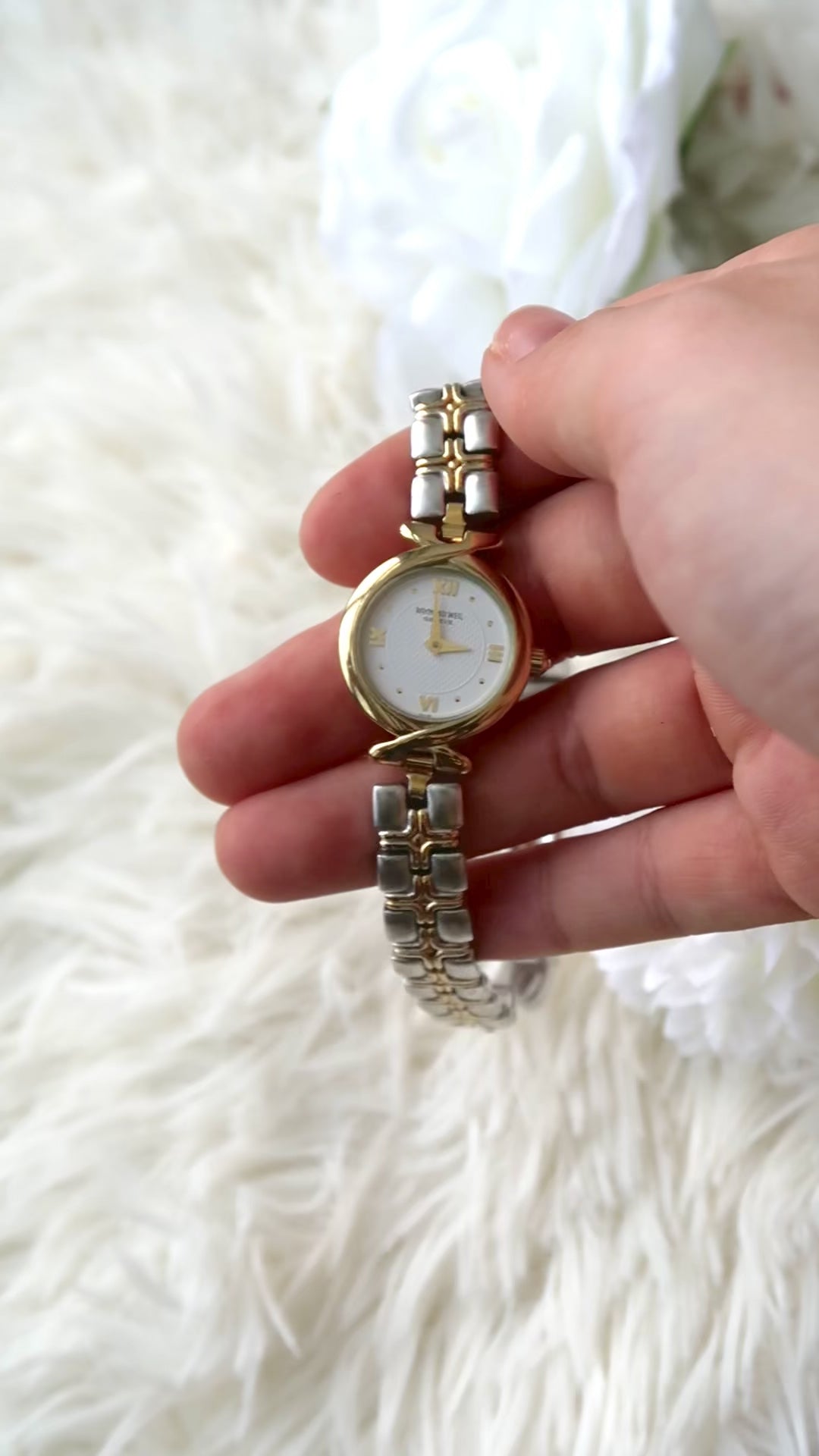 R. Weil Geneve White Round Dial with Two Tone Chain Watch