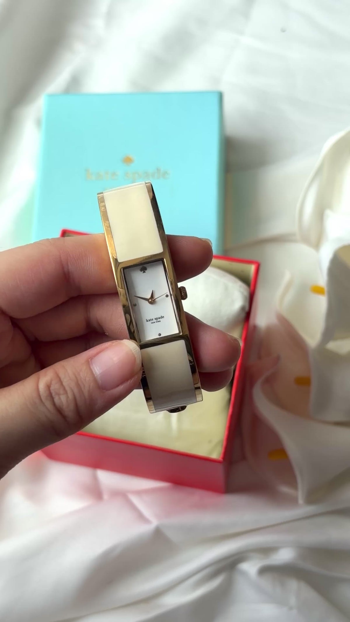 [WITH BOX] KS. White Rect Dial Beige Gold Bangle Watch