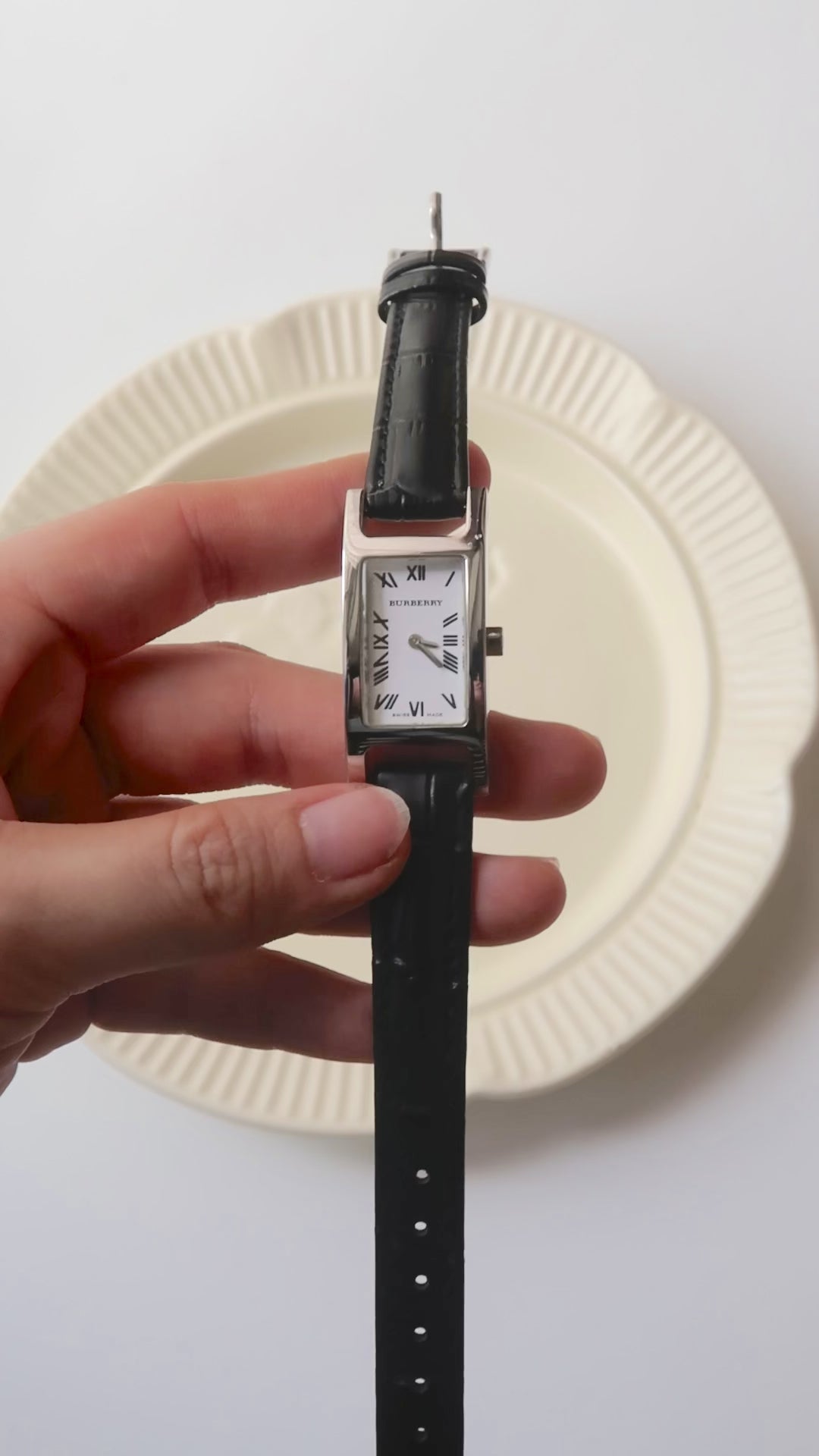BRBY. 14000L White Rect Silver Roman Dial Black Strap Watch